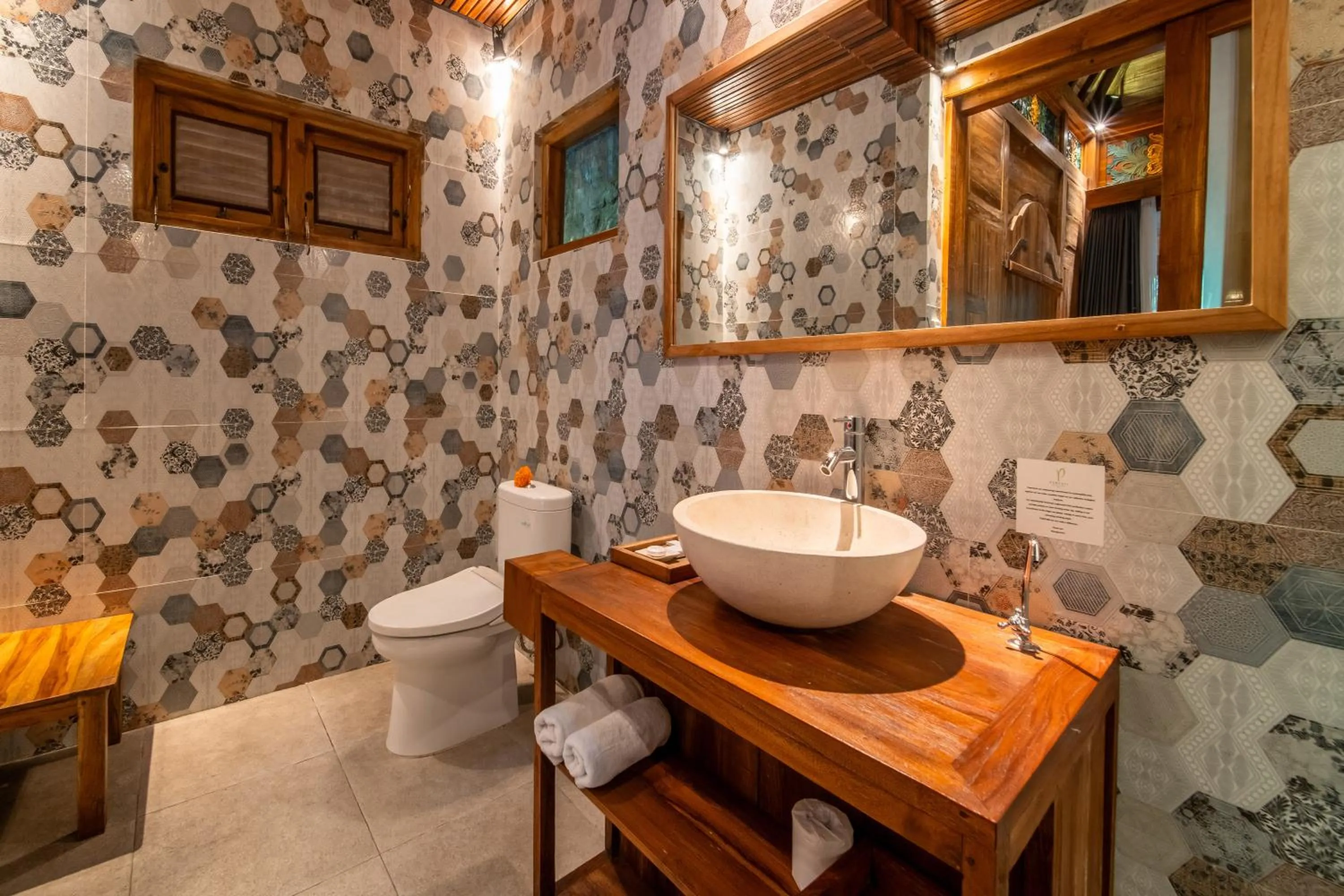 Toilet in Parvati Retreat Villas