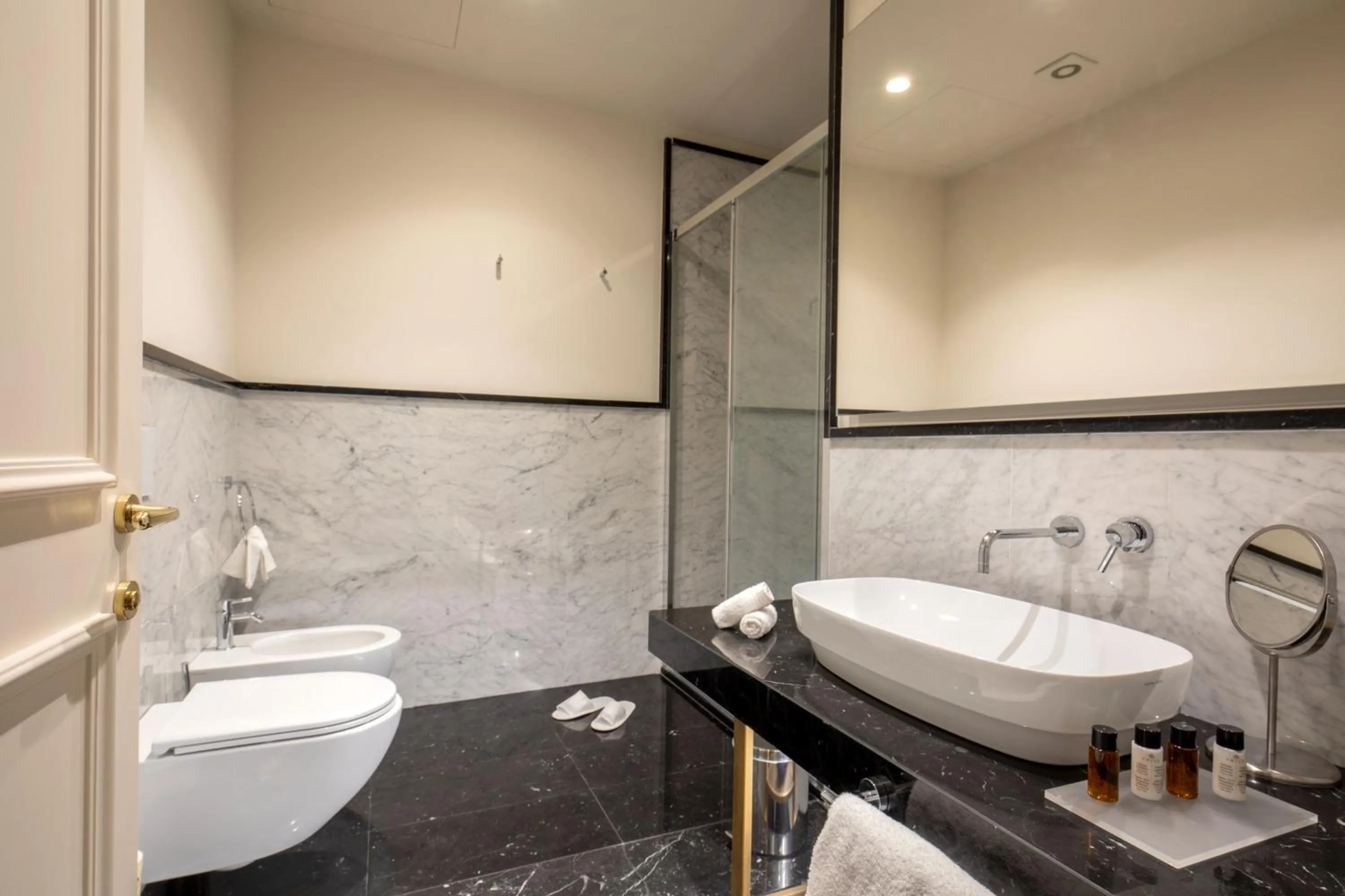 Bathroom in Spagna Luxury Rooms