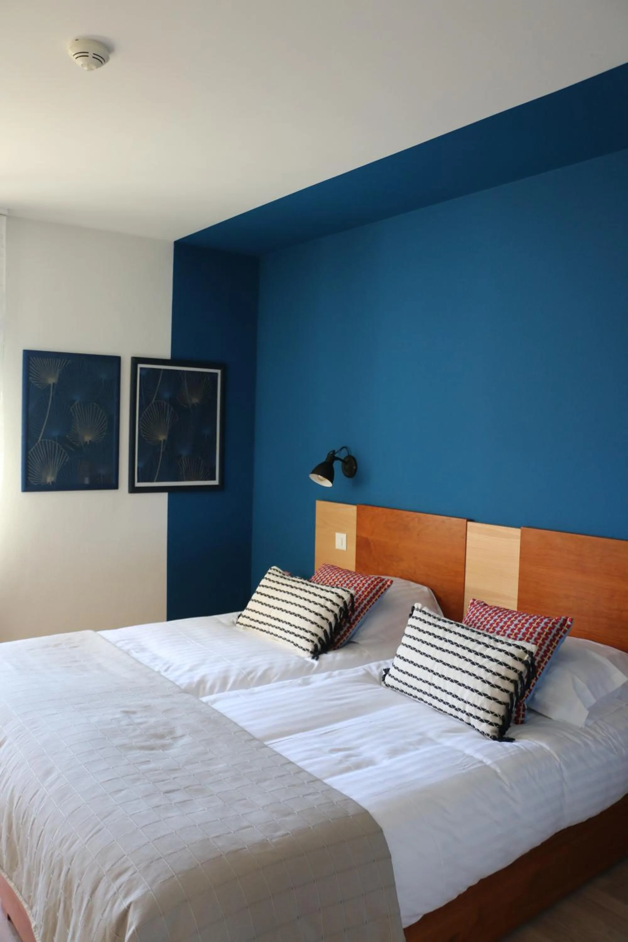 Bed in Auberge Au Lion d'Or