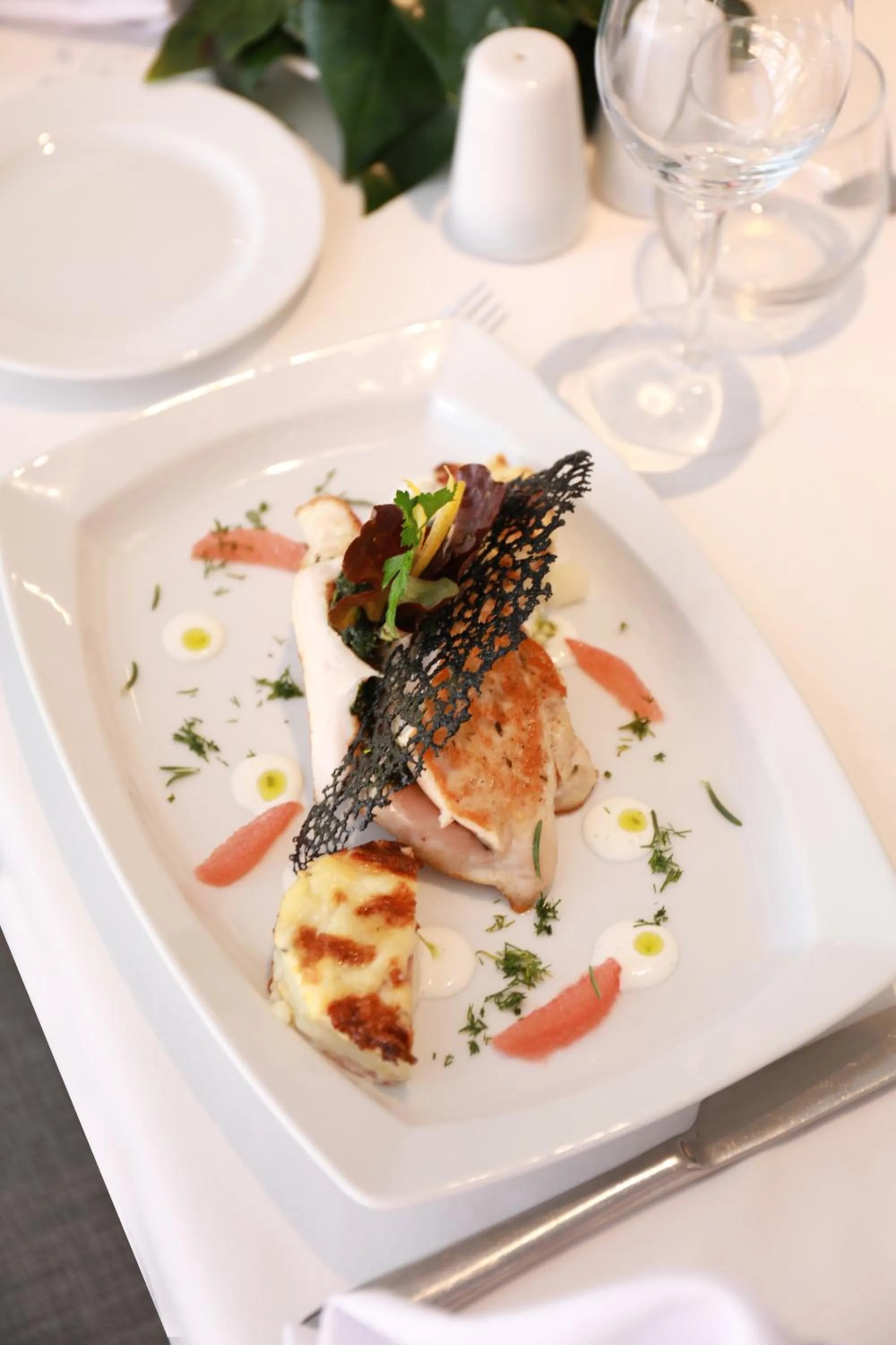 Food in Kenzi Rose Garden