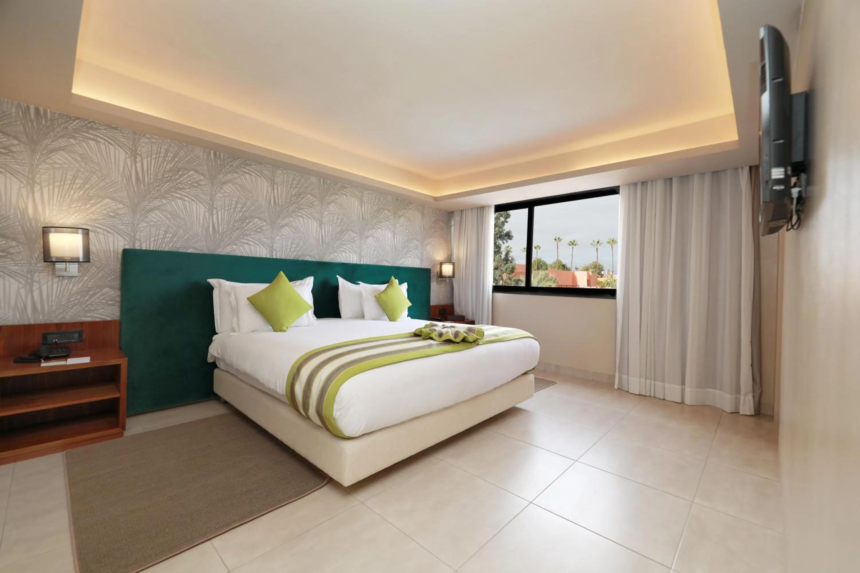 Bed in Kenzi Rose Garden