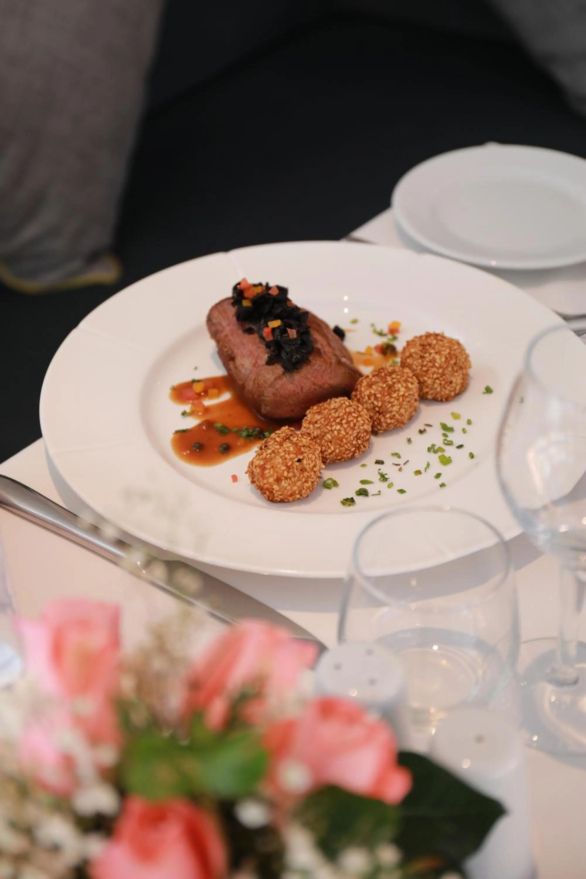 Food and drinks in Kenzi Rose Garden