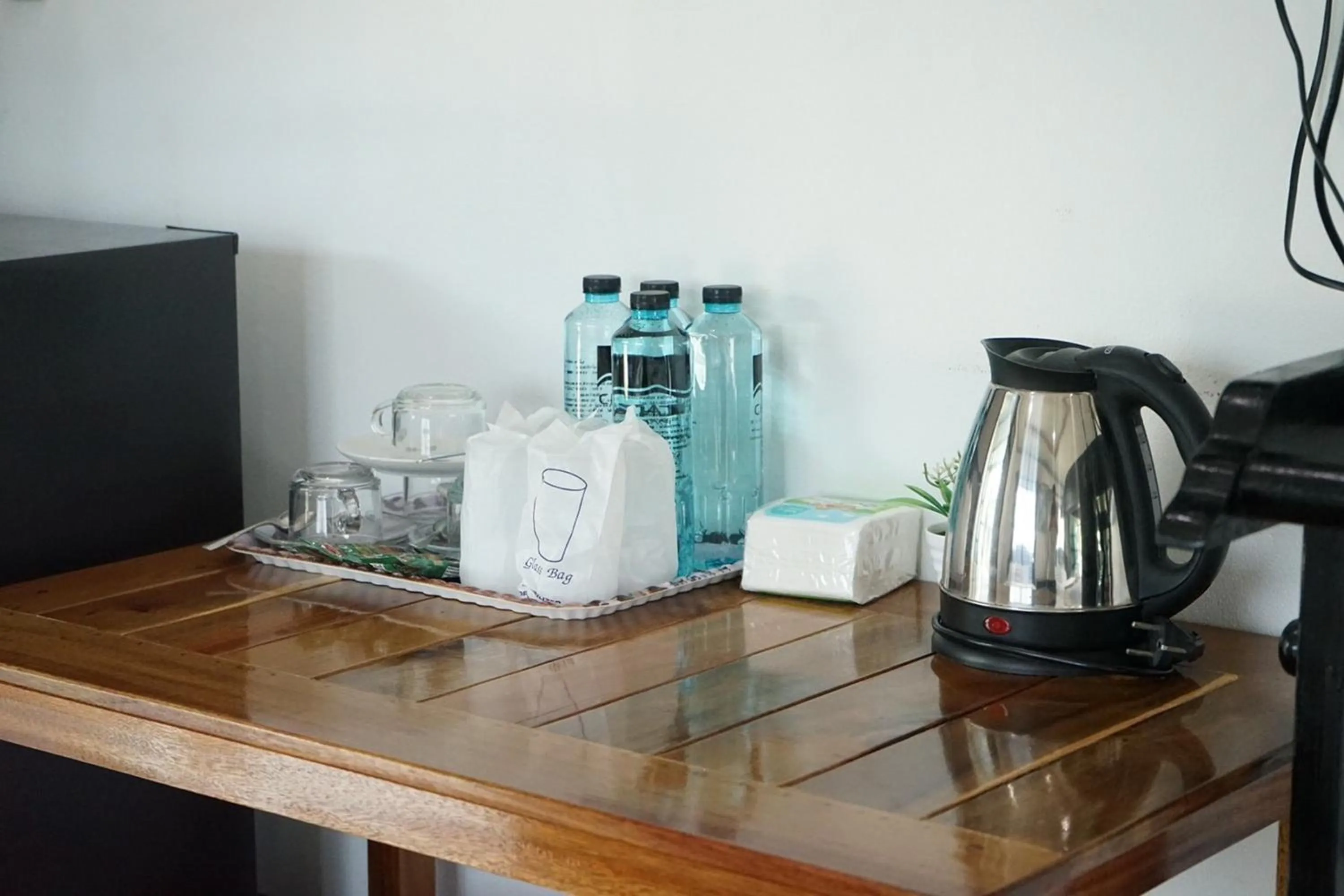 Coffee/tea facilities in Chaiyai River Front Hotel