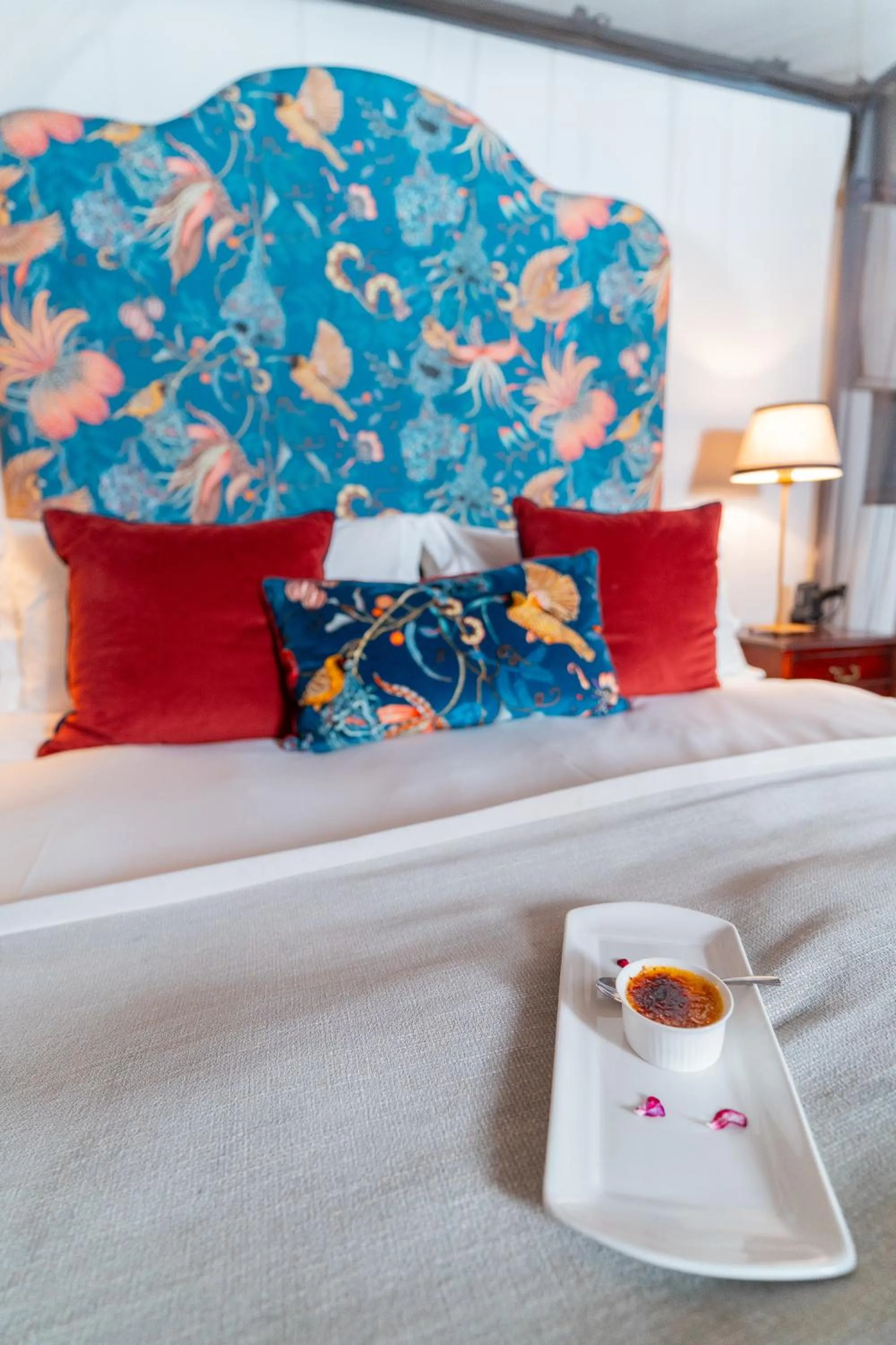 Bed in Last Word Kitara