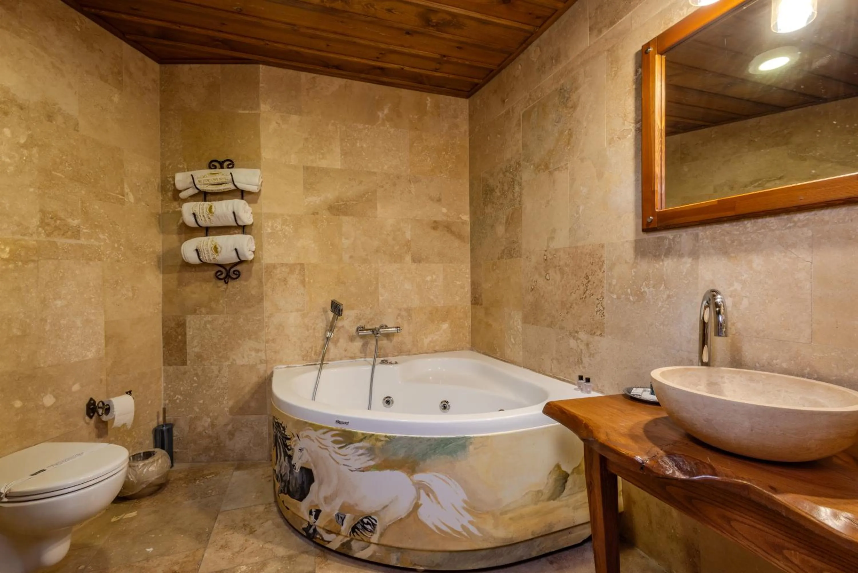 Hot Tub in My Story Cave Hotel