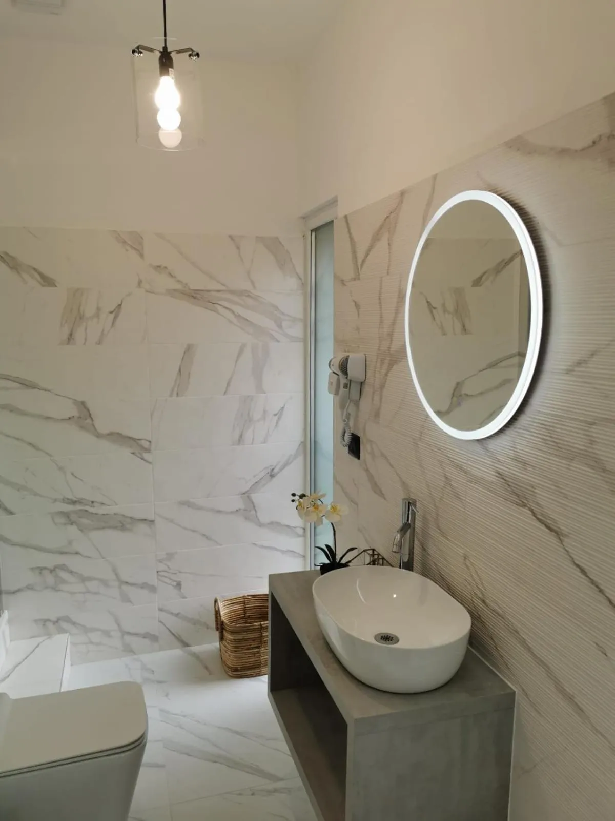 Bathroom in Gatto Bianco Le Mura