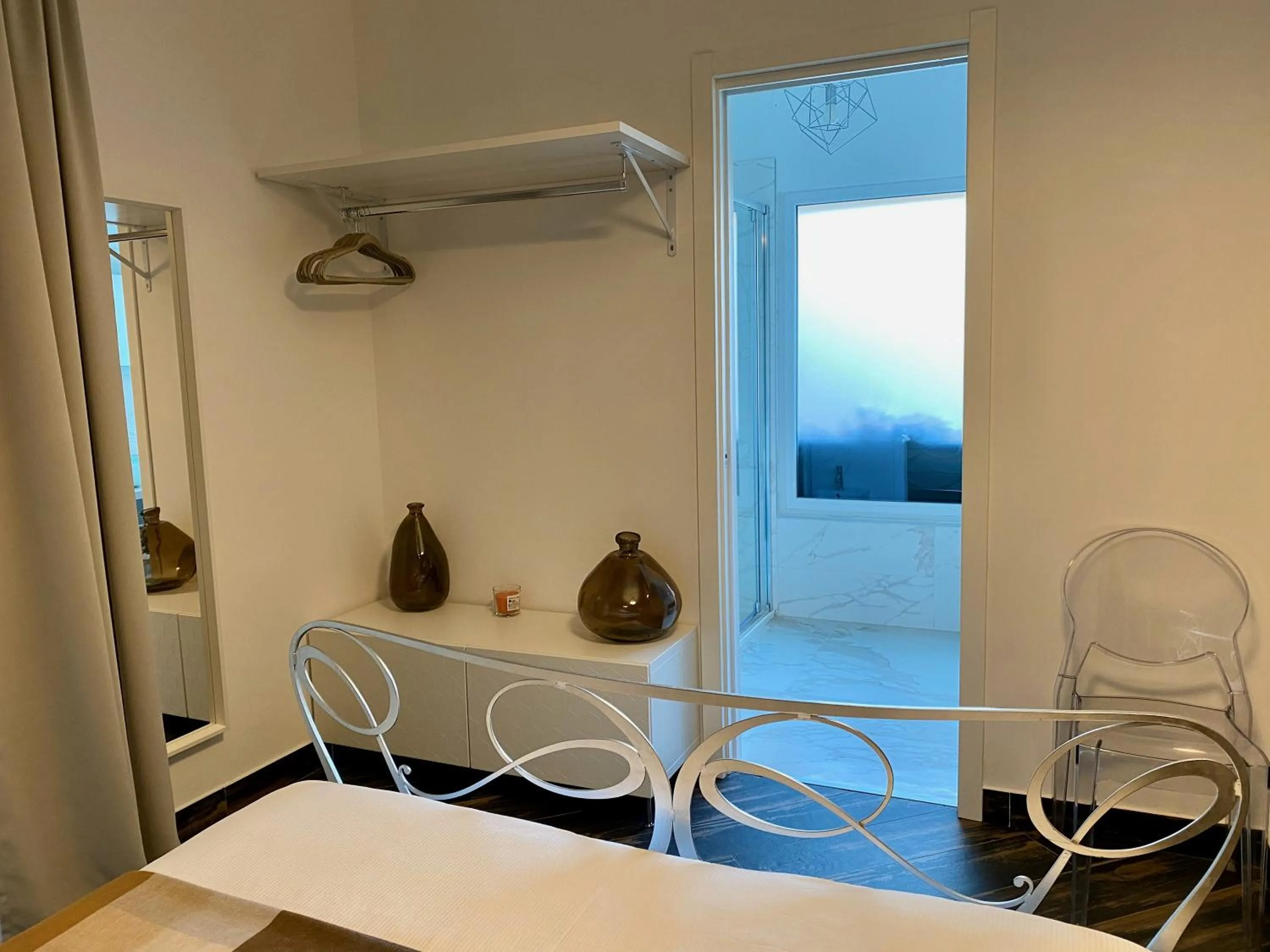 Bedroom in Gatto Bianco Le Mura