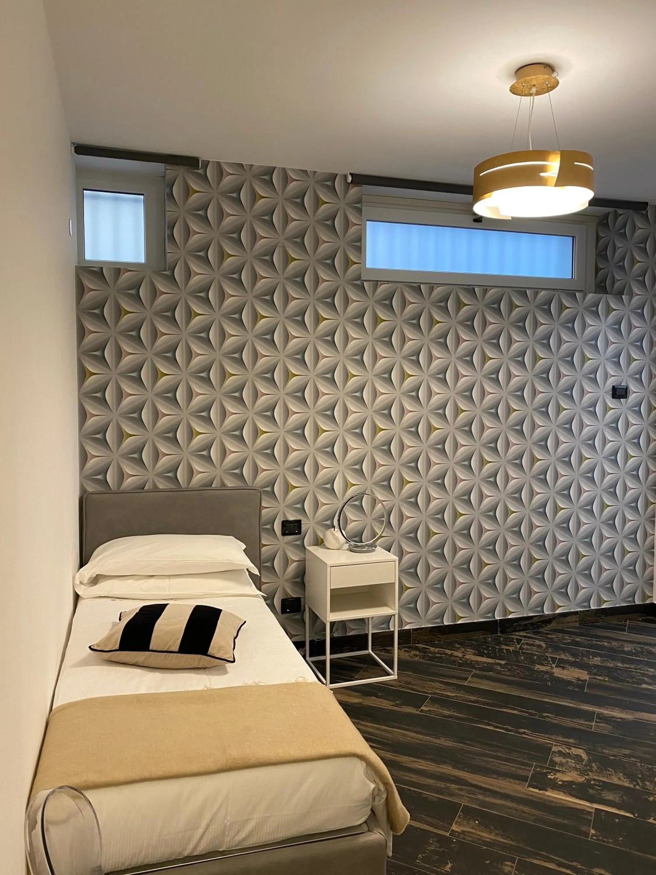 Bedroom in Gatto Bianco Le Mura