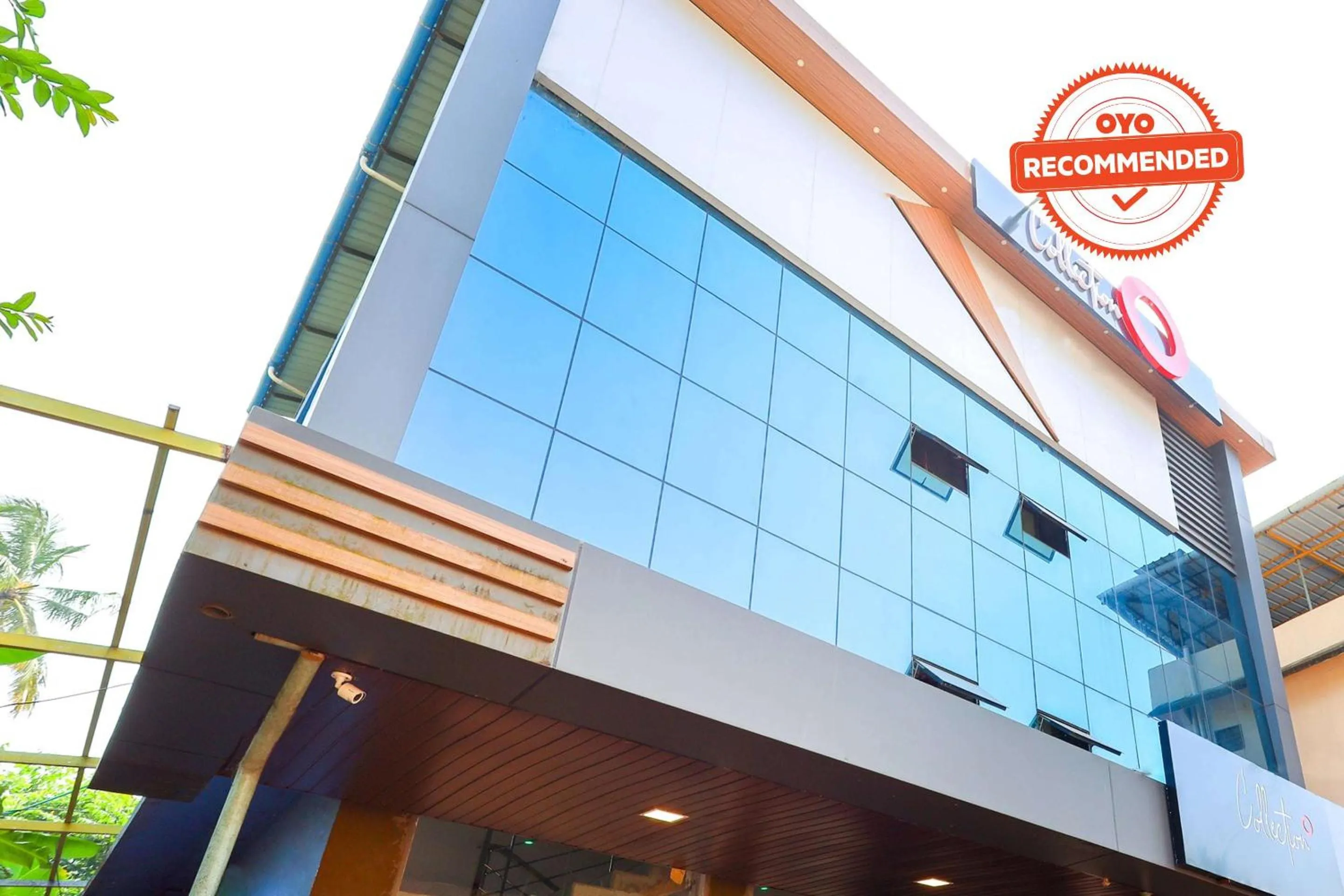 Facade/entrance in Super Collection O Marhaba Govindapuram