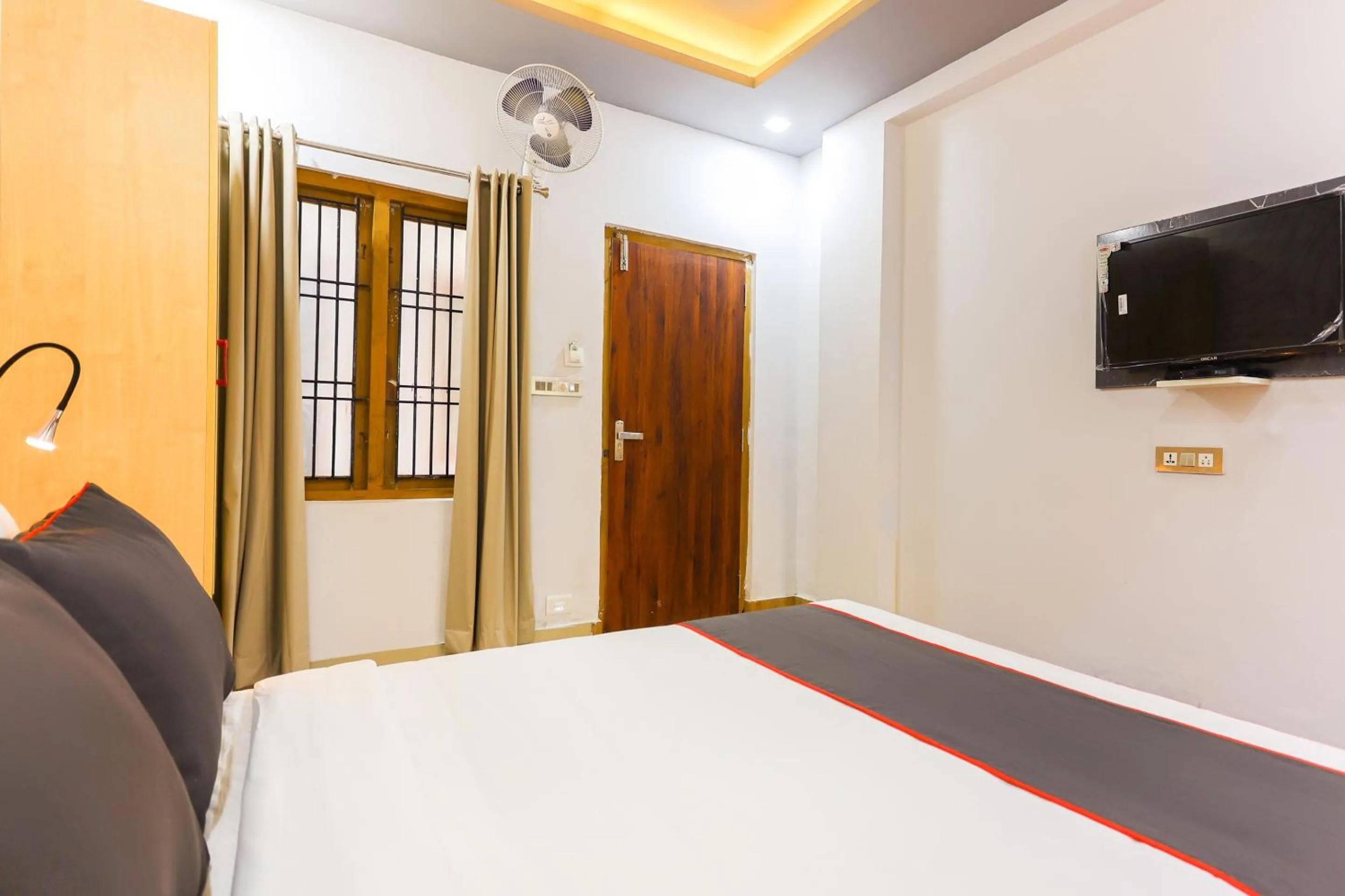 Bedroom, Bed in Super Collection O Marhaba Govindapuram