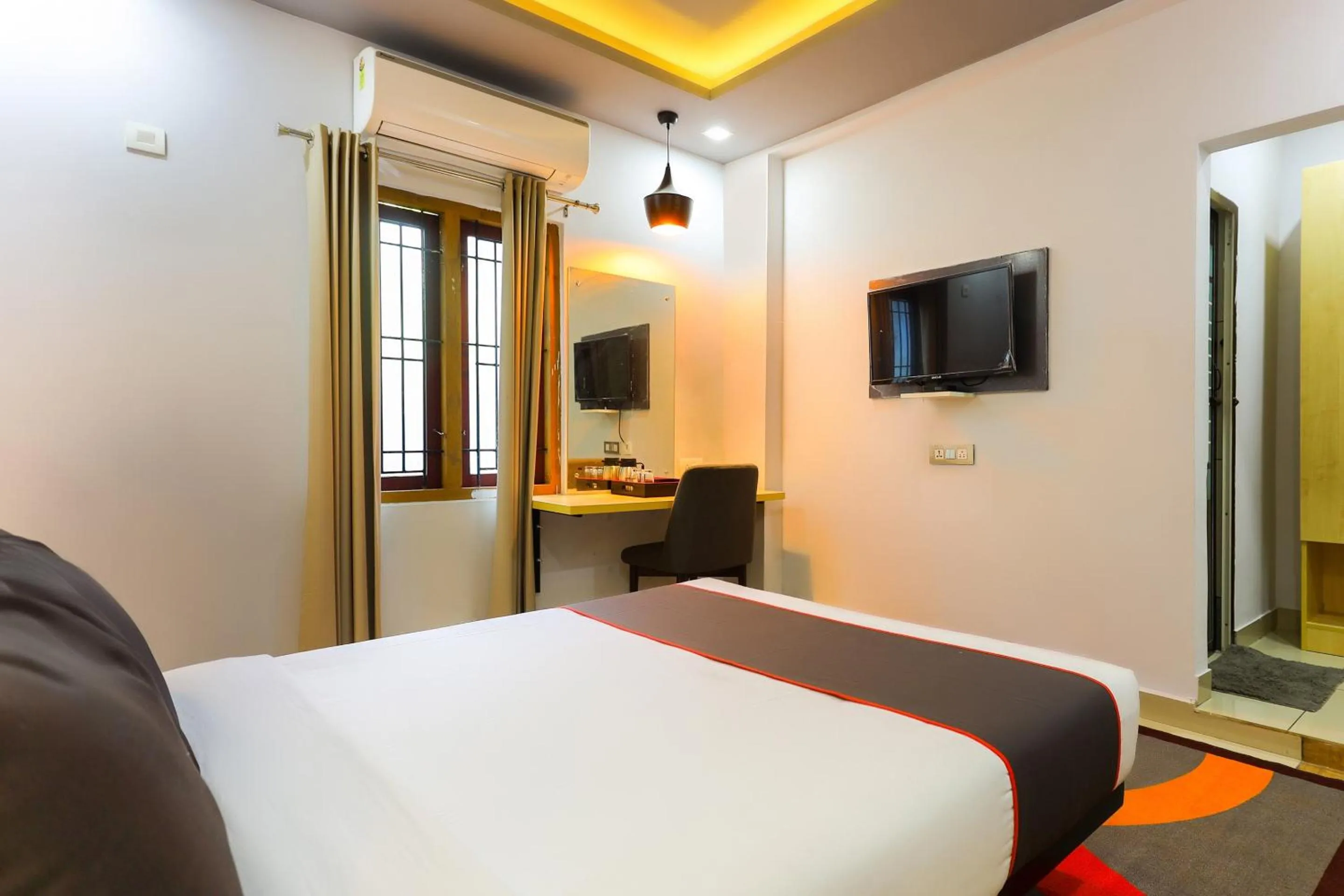 Bedroom, Bed in Super Collection O Marhaba Govindapuram