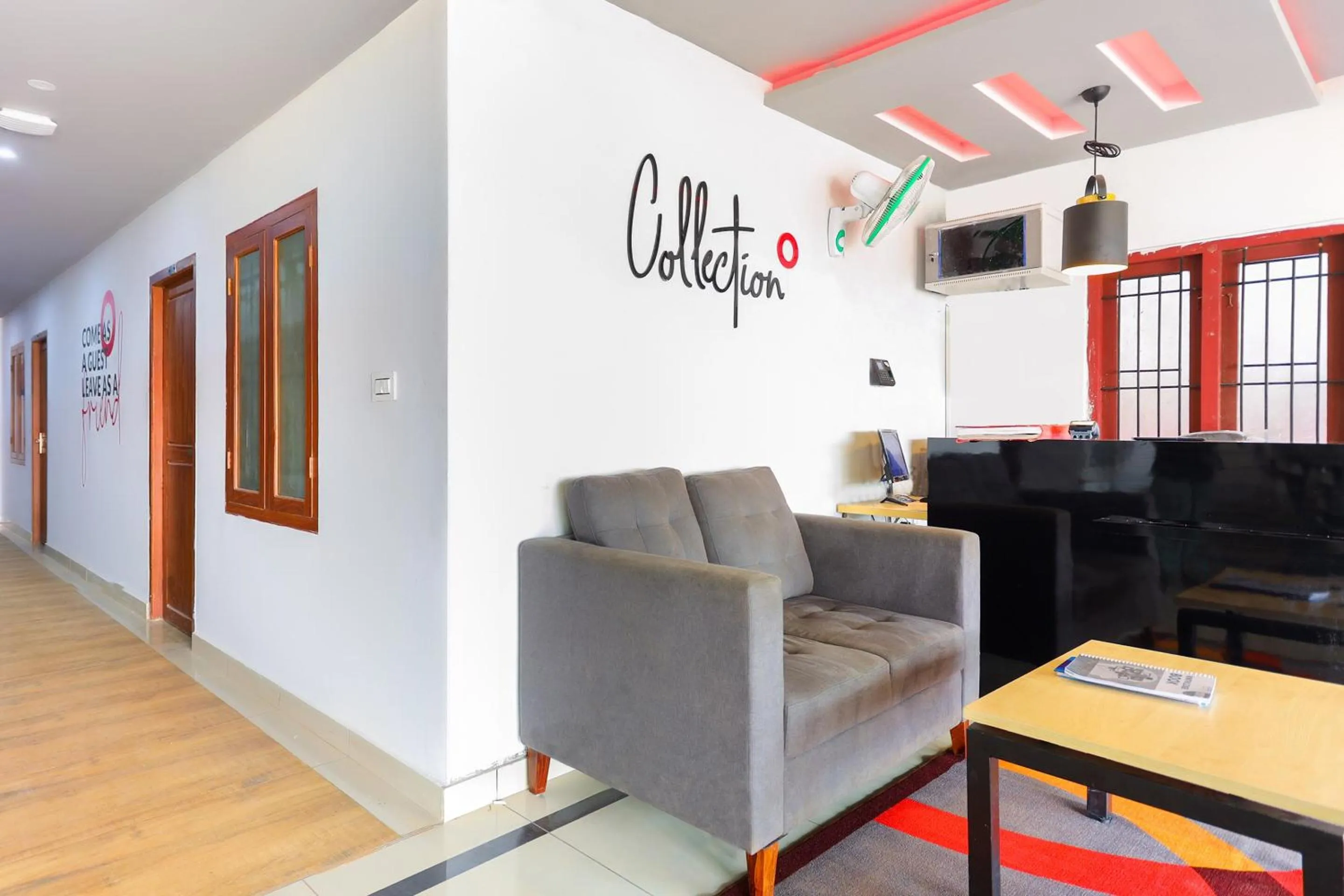 Lobby or reception in Super Collection O Marhaba Govindapuram