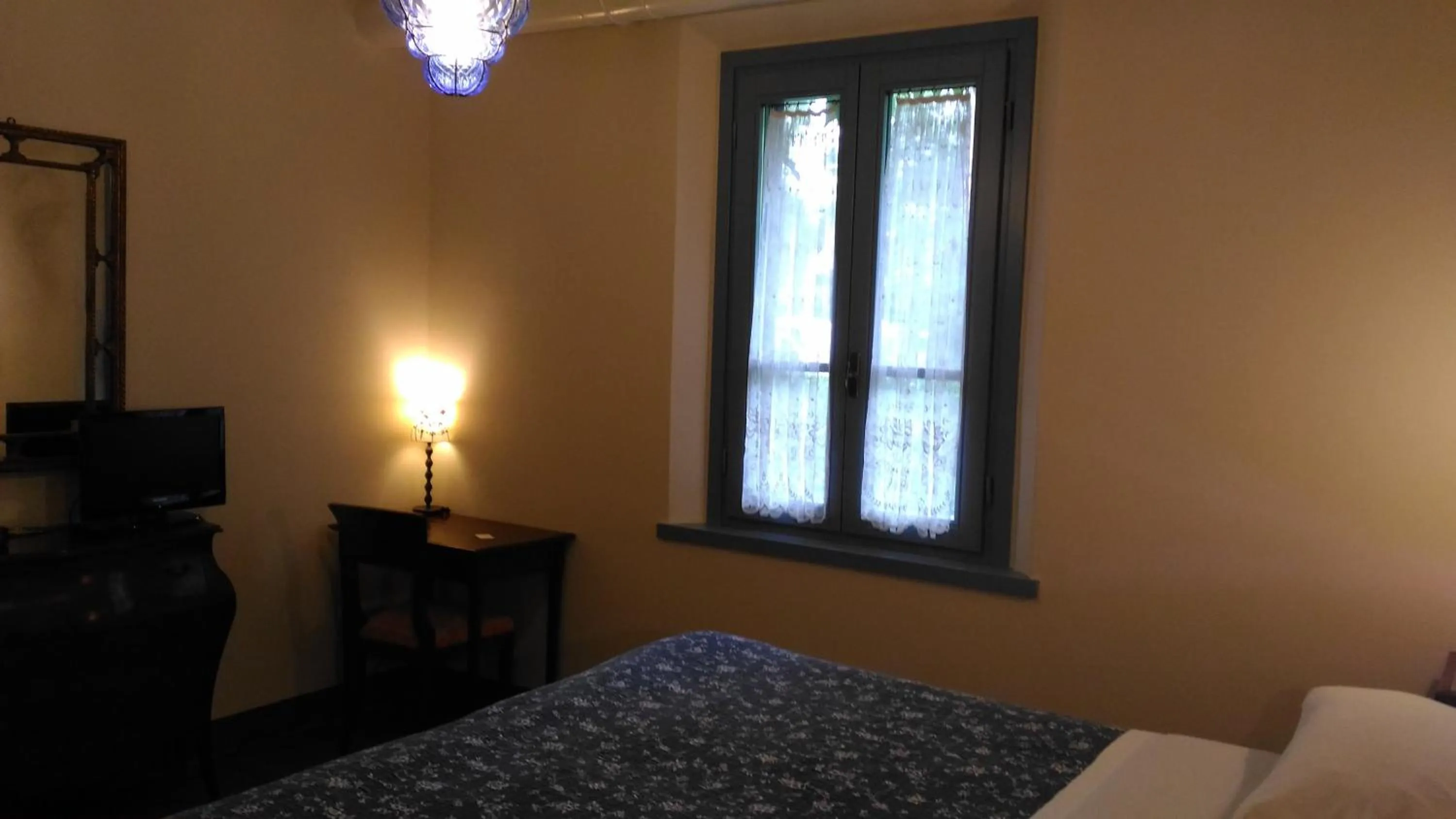 Decorative detail, Bed in Alloggio Al San Girolamo