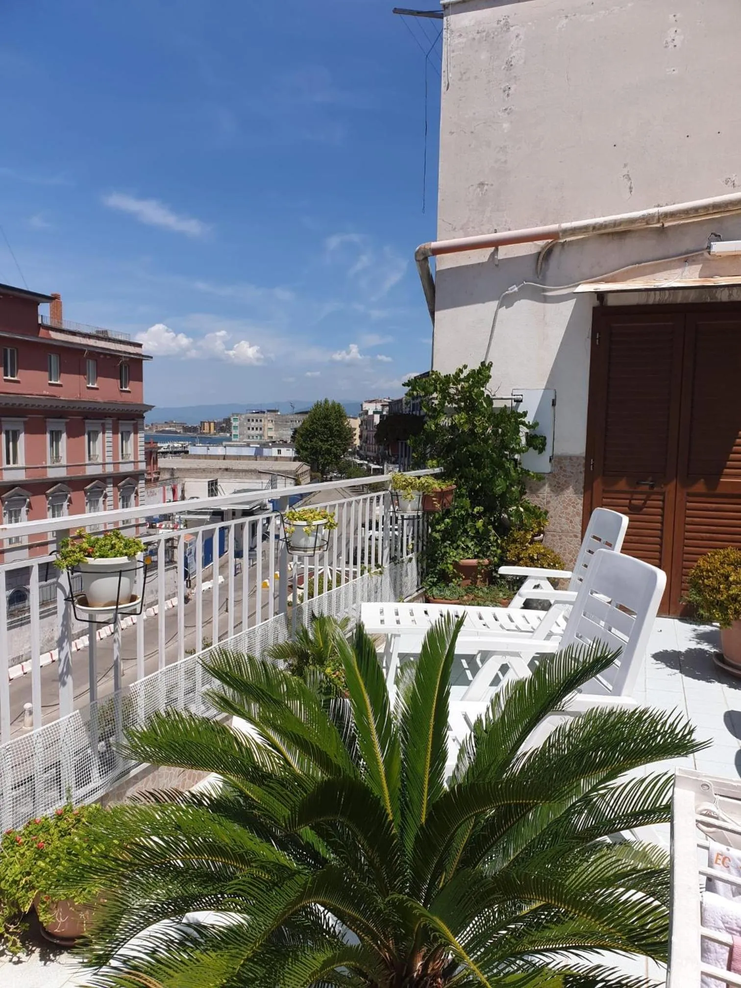 Property building in La Terrazza sul porto