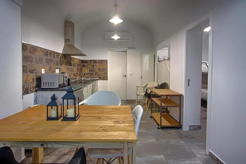 Kitchen or kitchenette in Apartamentos Gladiador