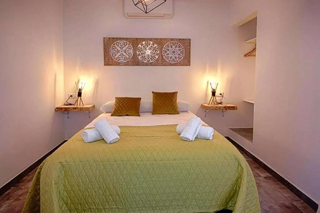 Photo of the whole room, Bed in Apartamentos Gladiador