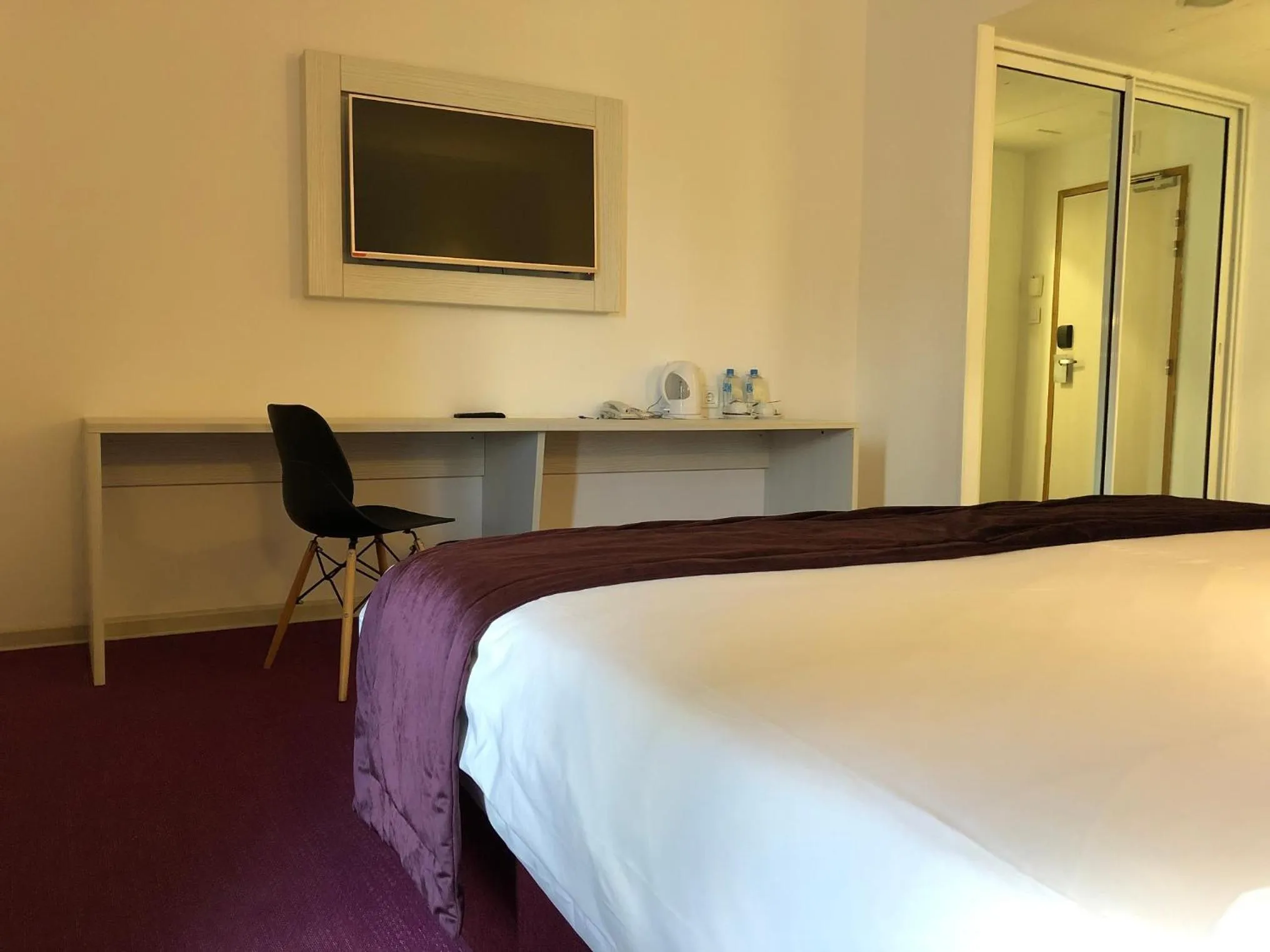 TV and multimedia, Bed in Vent-Dôme Khaled Hotel & SPA