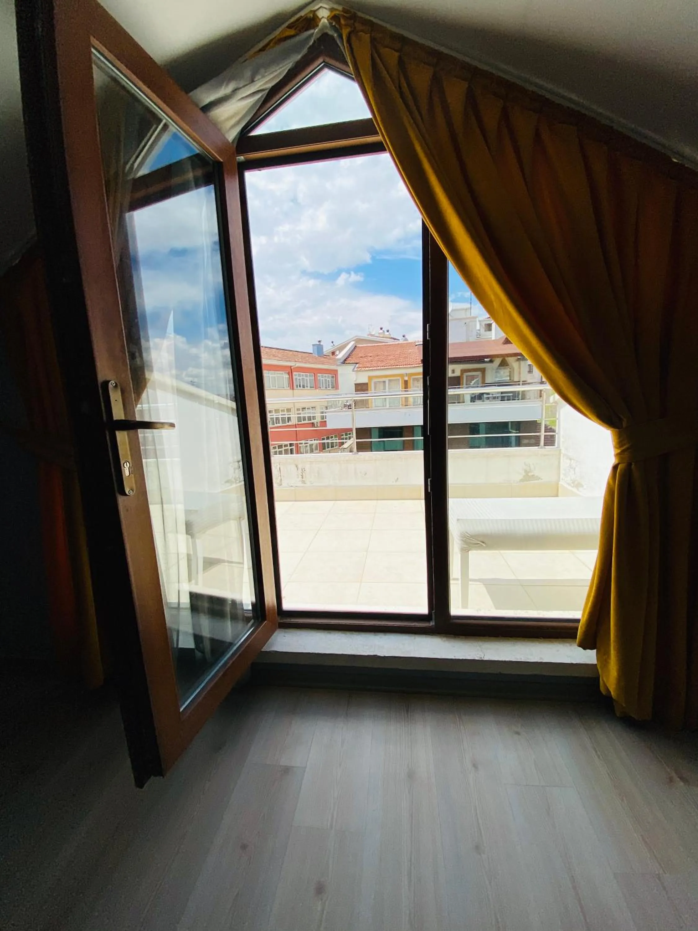 OTTO LOFT Premium Apartments