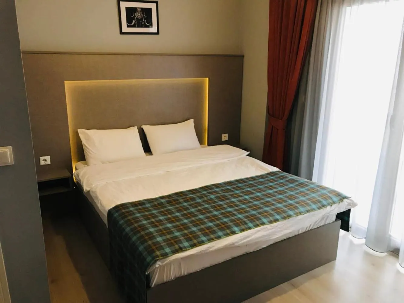 Bed in OTTO LOFT Premium Apartments