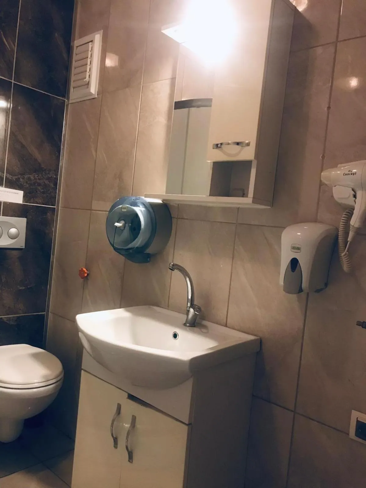 Bathroom in OTTO LOFT Premium Apartments