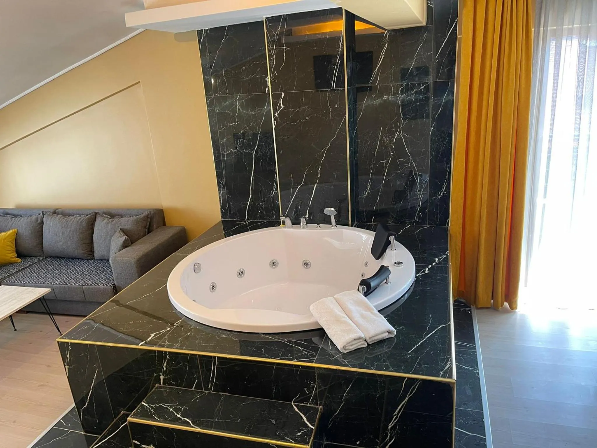 Bathroom in OTTO LOFT Premium Apartments