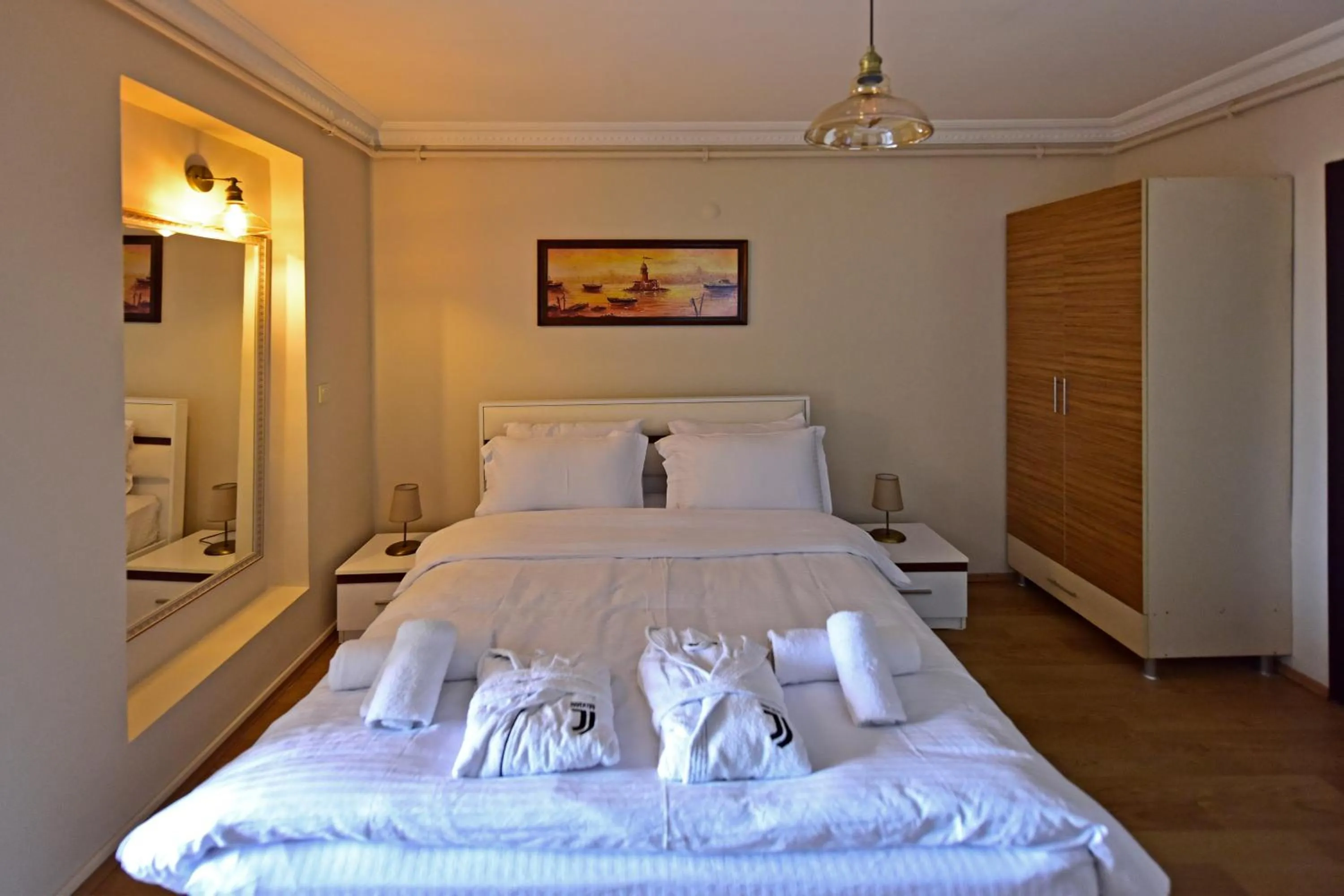 Bed in Sunshine Taksim Suite