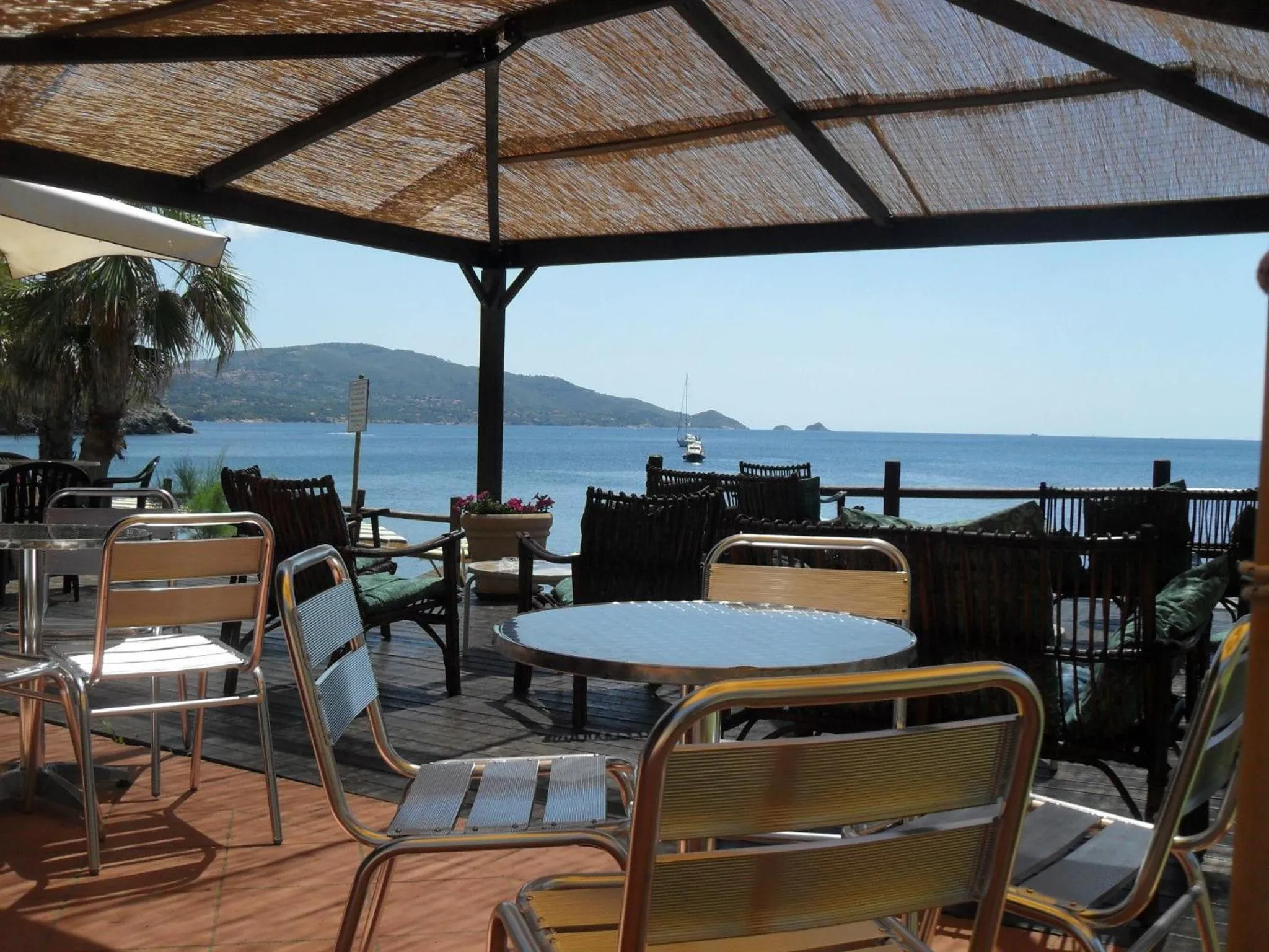 Restaurant/places to eat in Casa Del Golfo