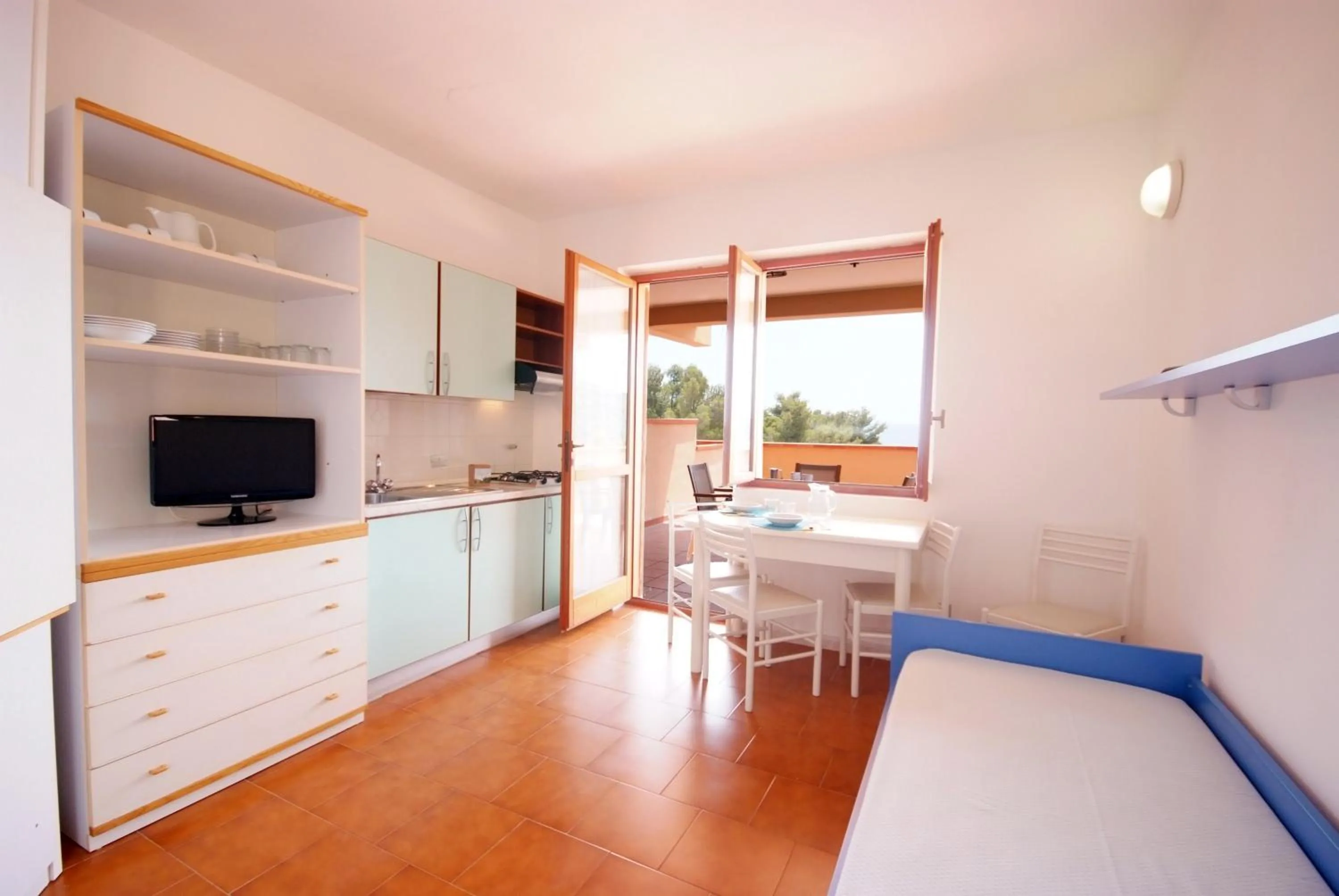 Kitchen or kitchenette, Bed in Casa Del Golfo