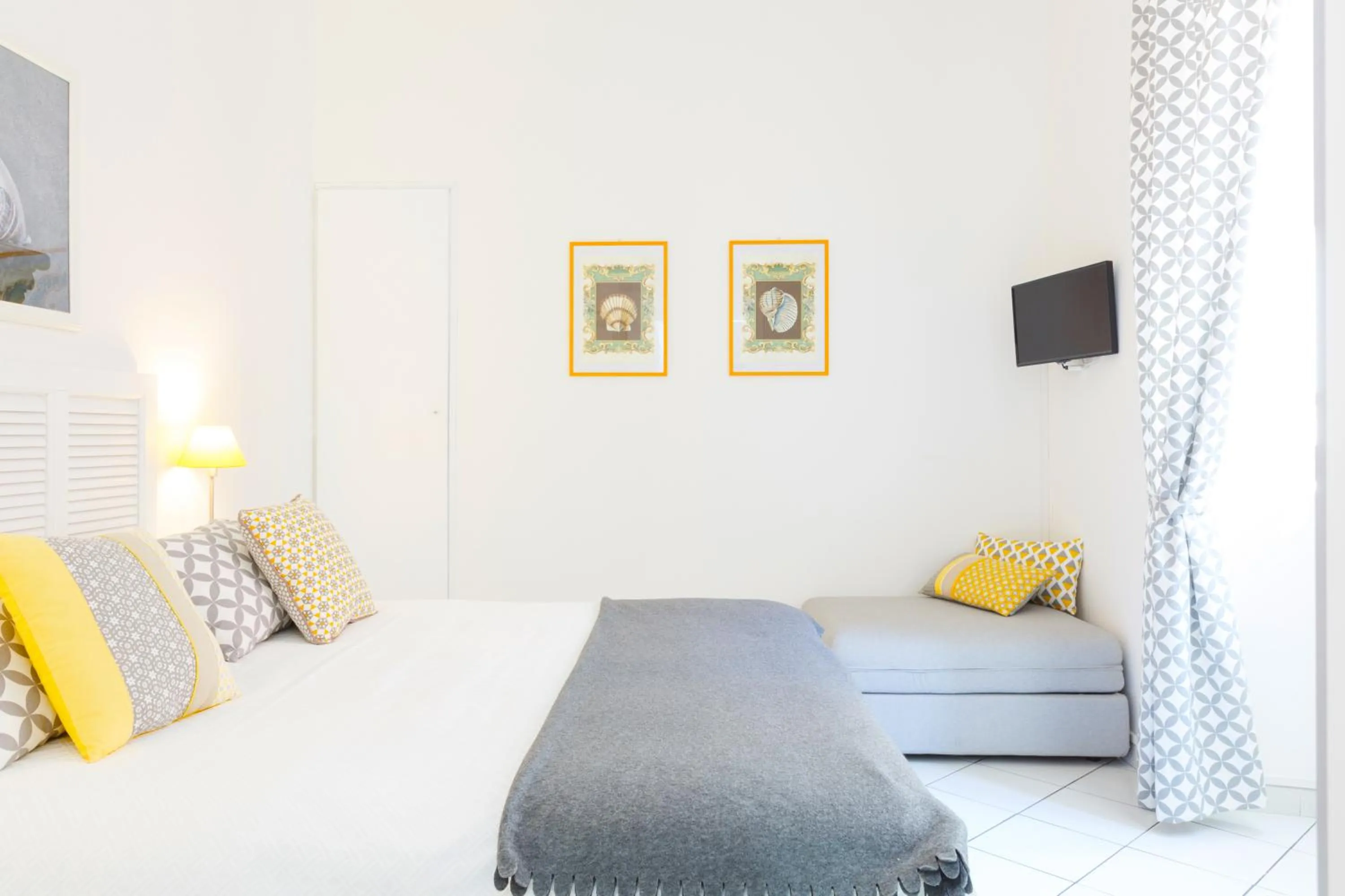 Photo of the whole room, Bed in B&B Piazza Fratti