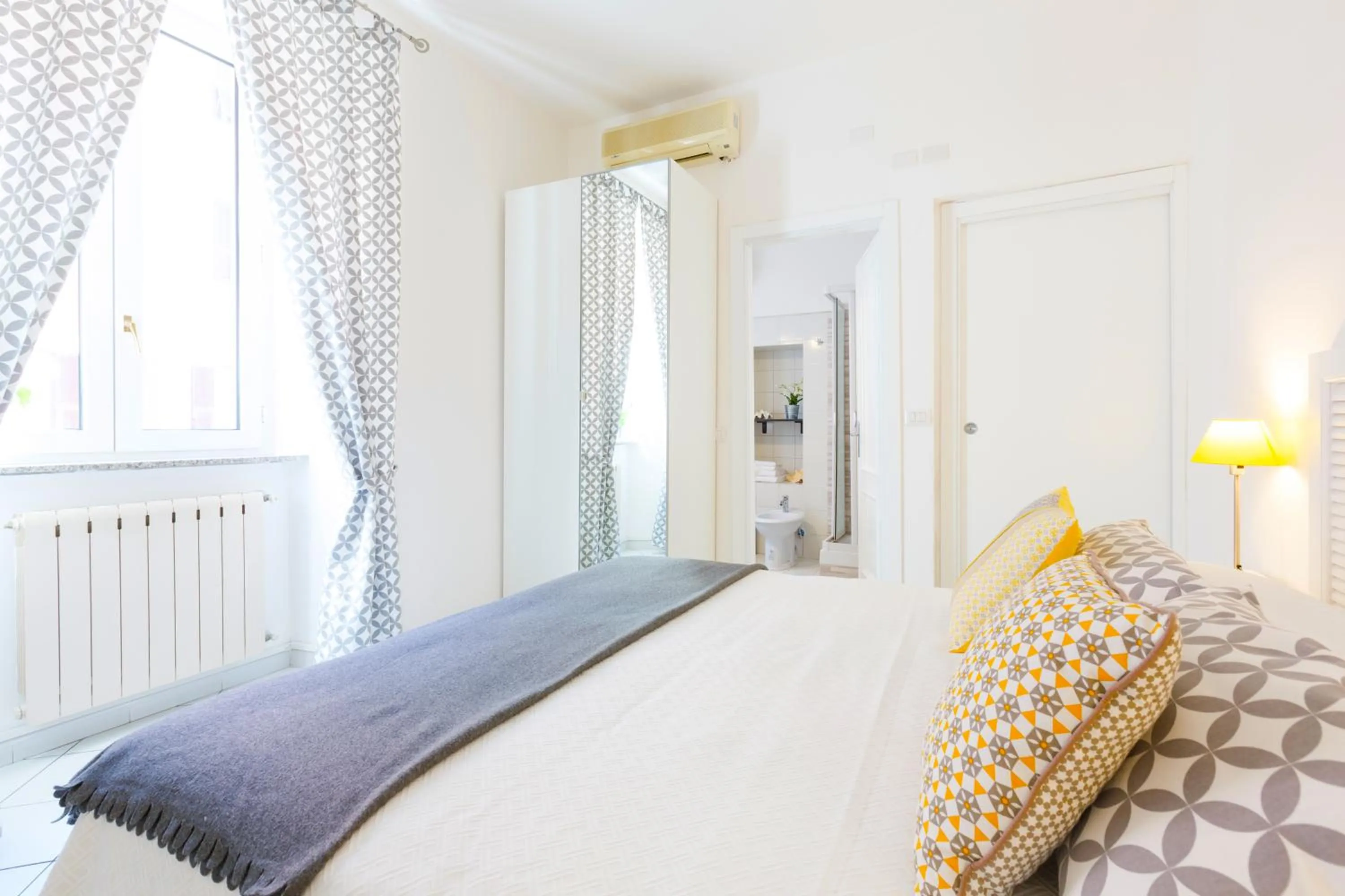 Photo of the whole room, Bed in B&B Piazza Fratti