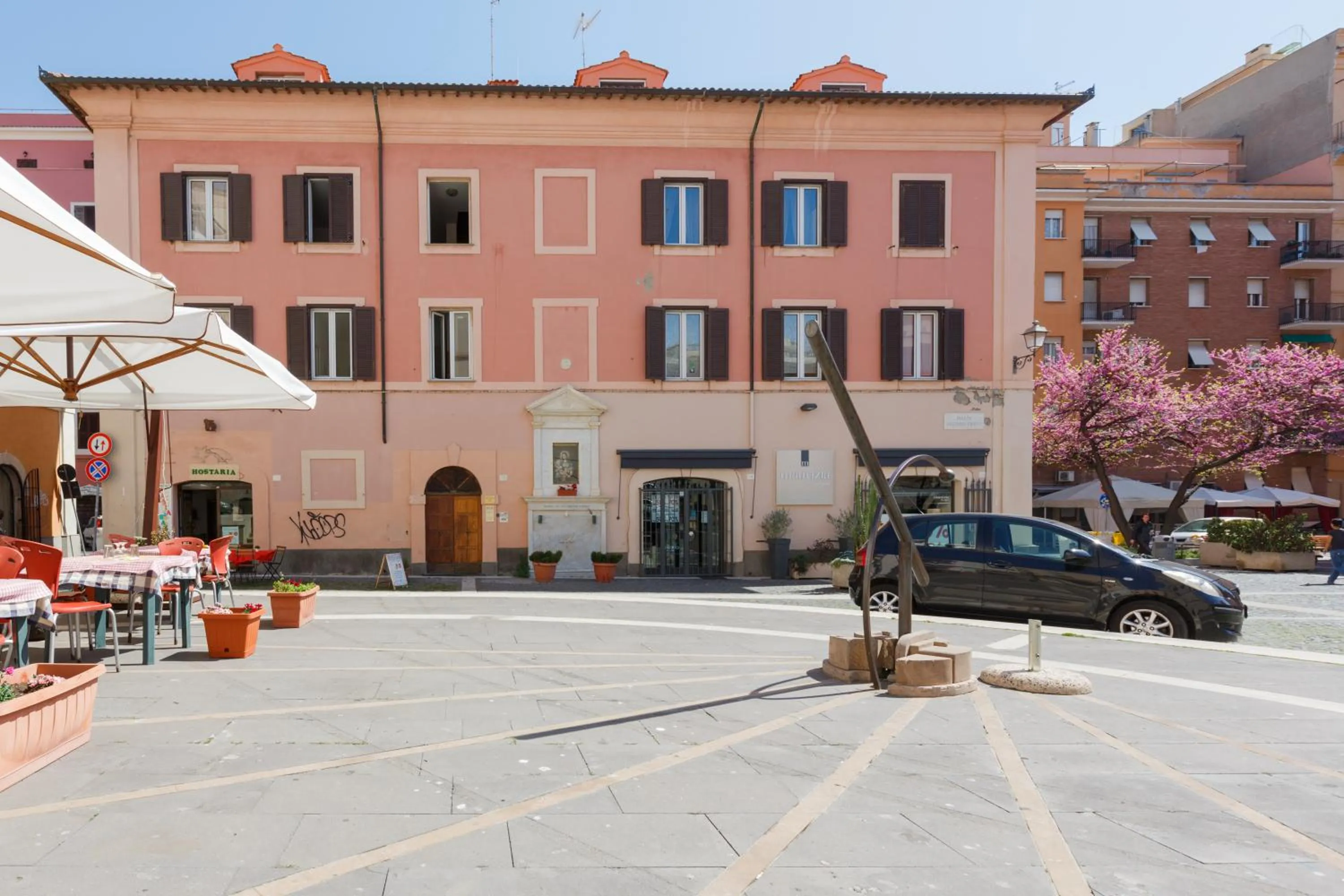 Restaurant/places to eat in B&B Piazza Fratti