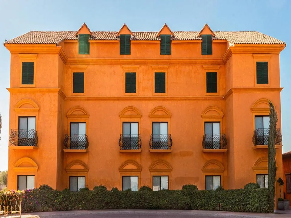 Facade/entrance in Hotel Boutique Villa Toscana