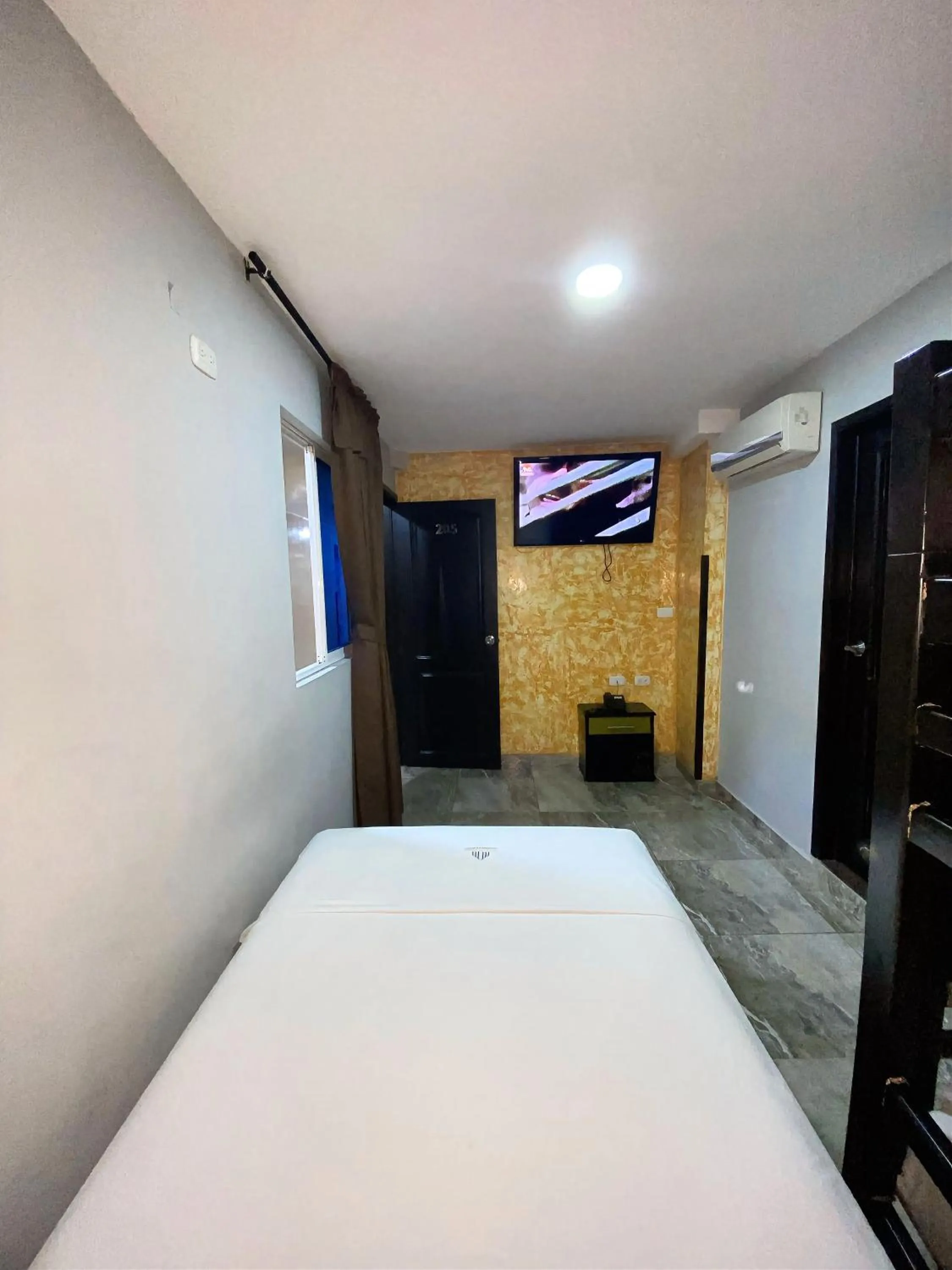 Standard Quadruple Room in Hotel Mi Palermo