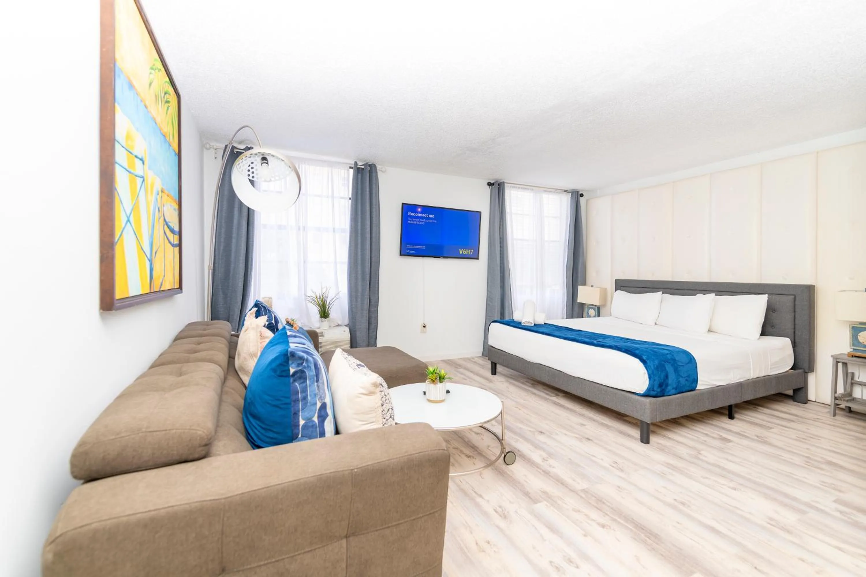 TV and multimedia, Bed in Sobe Apartments
