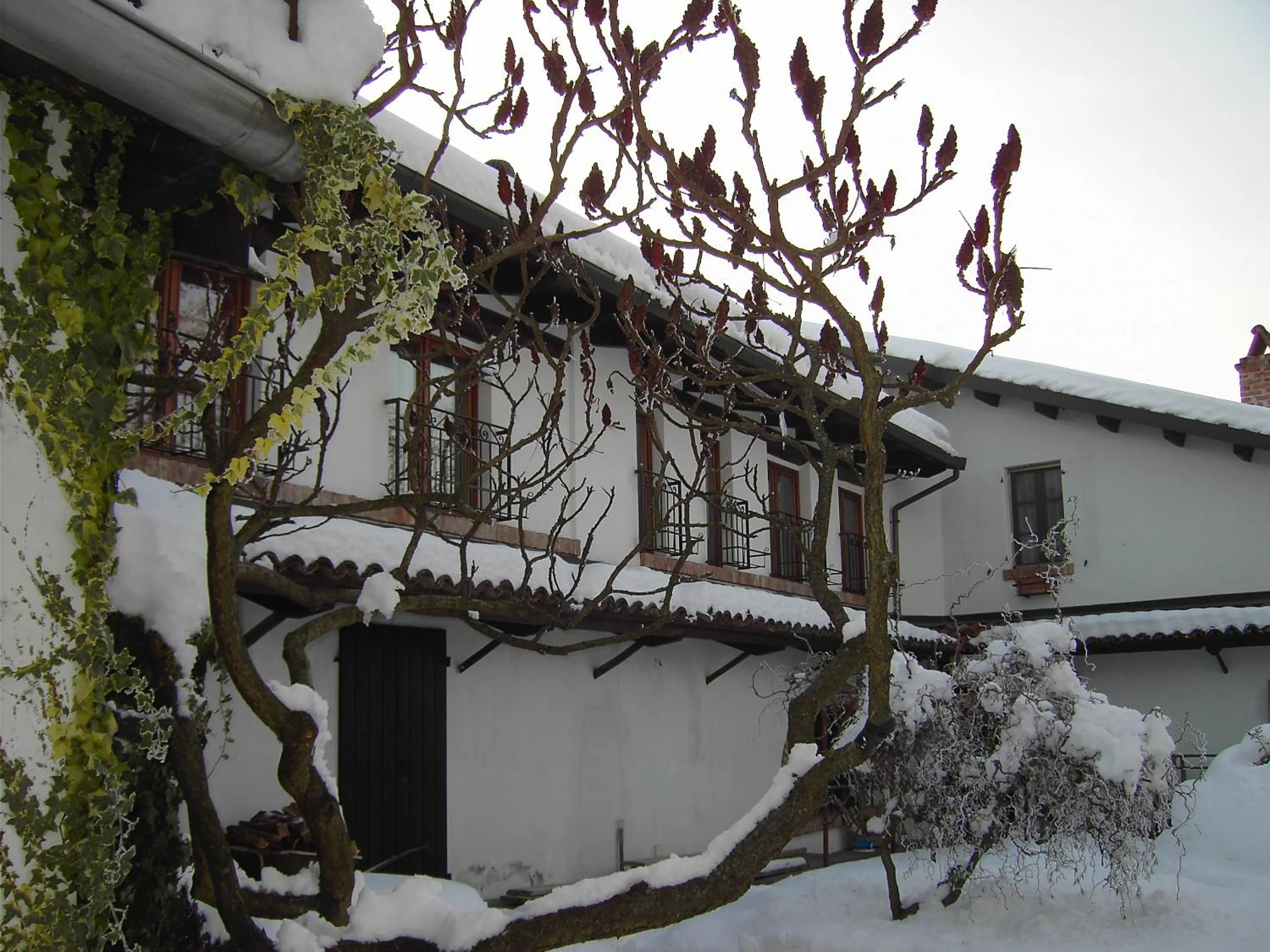 Property building in Bed And Breakfast Olimpia