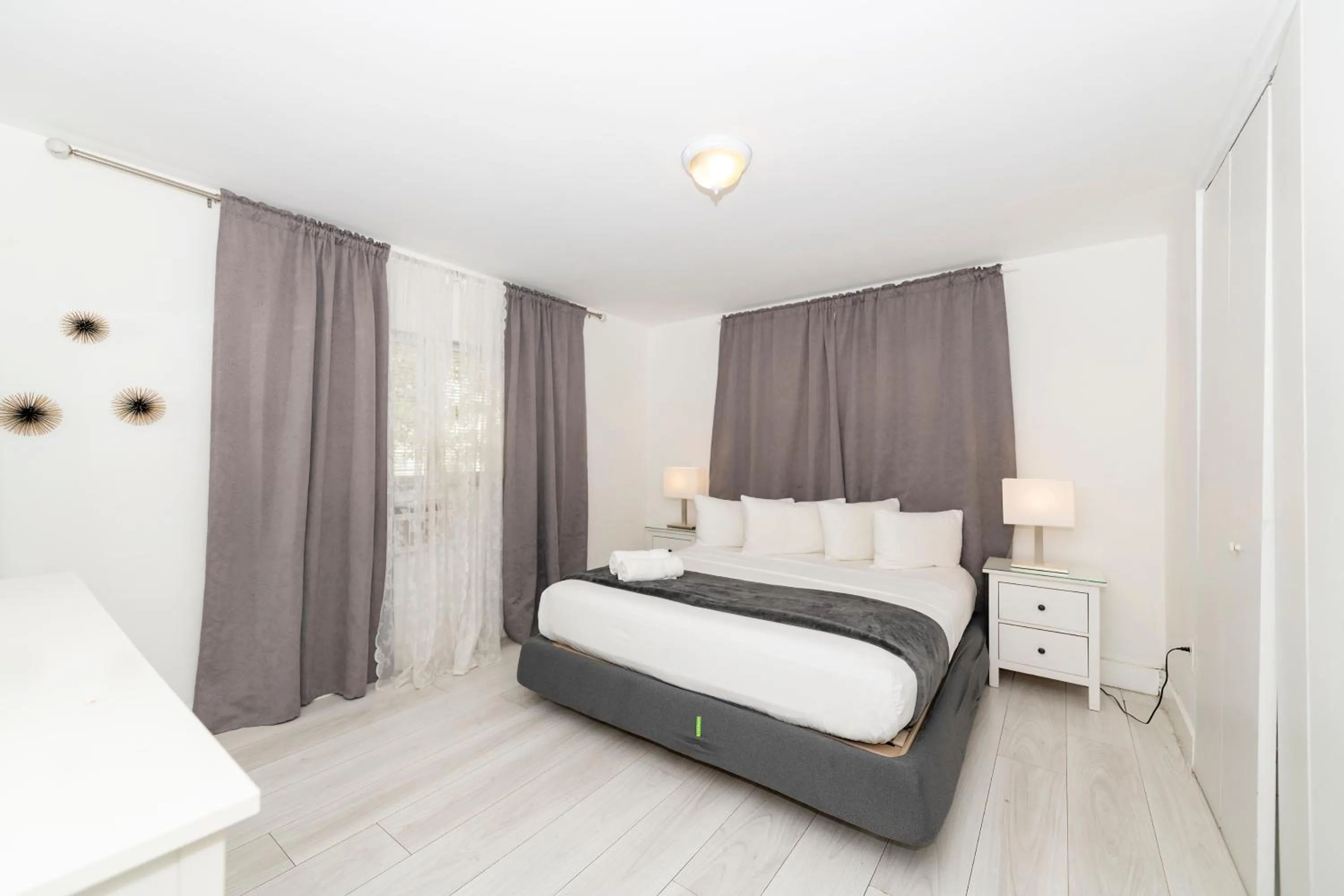 Photo of the whole room, Bed in Sofi Beach Apartments