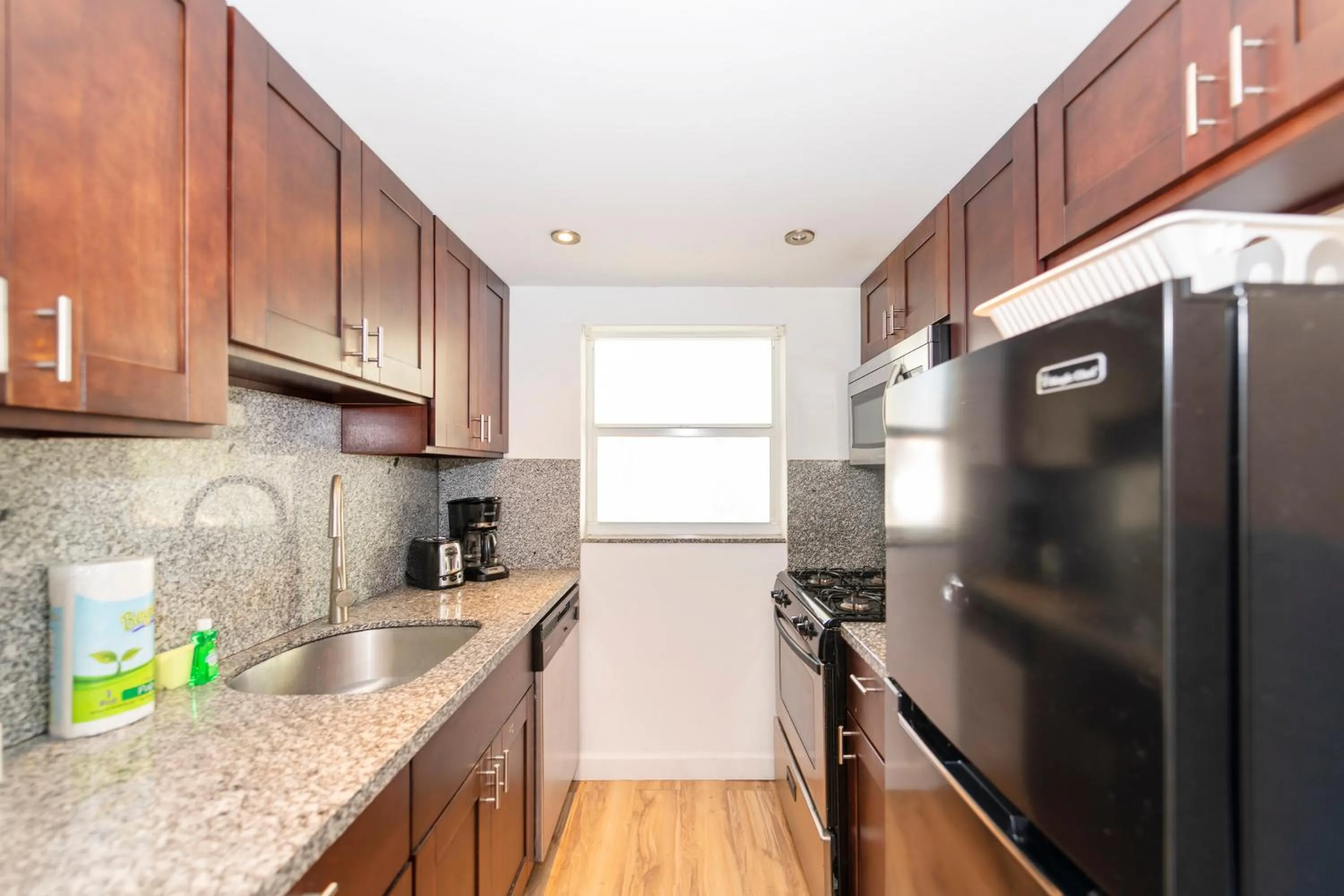 Kitchen or kitchenette in Sofi Beach Apartments