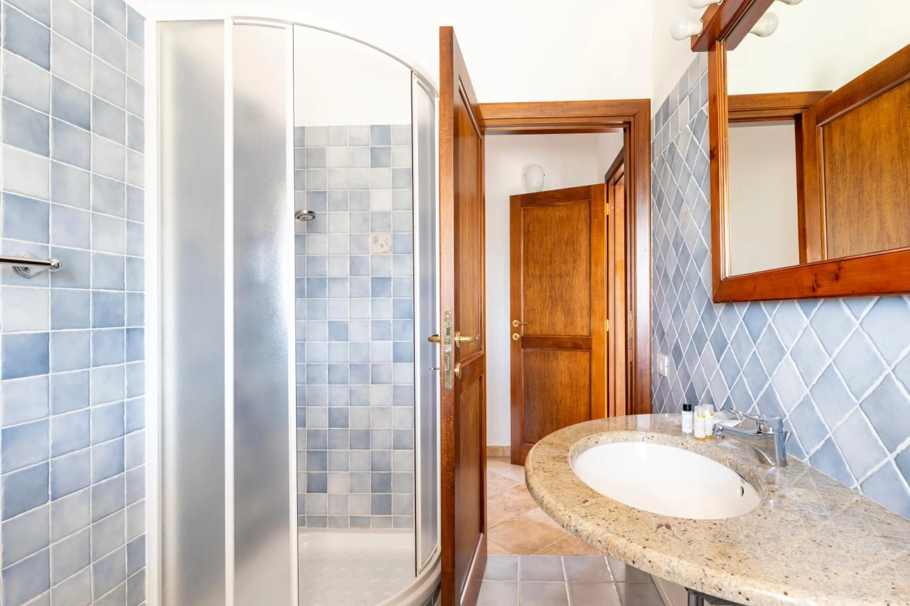 Bathroom in Residence Baia Santa Reparata