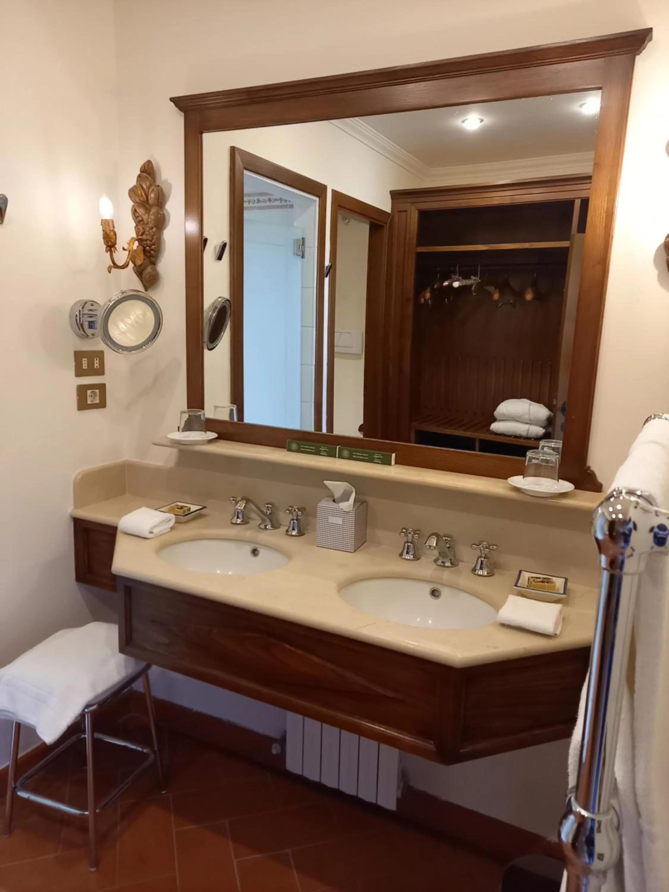 Bathroom in Capannelle Wine Resort