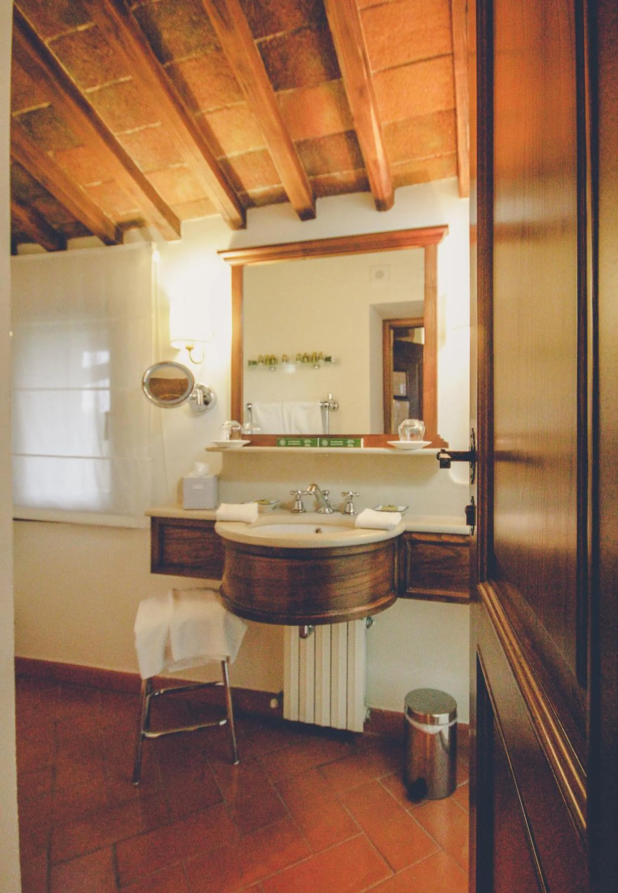 Bathroom in Capannelle Wine Resort