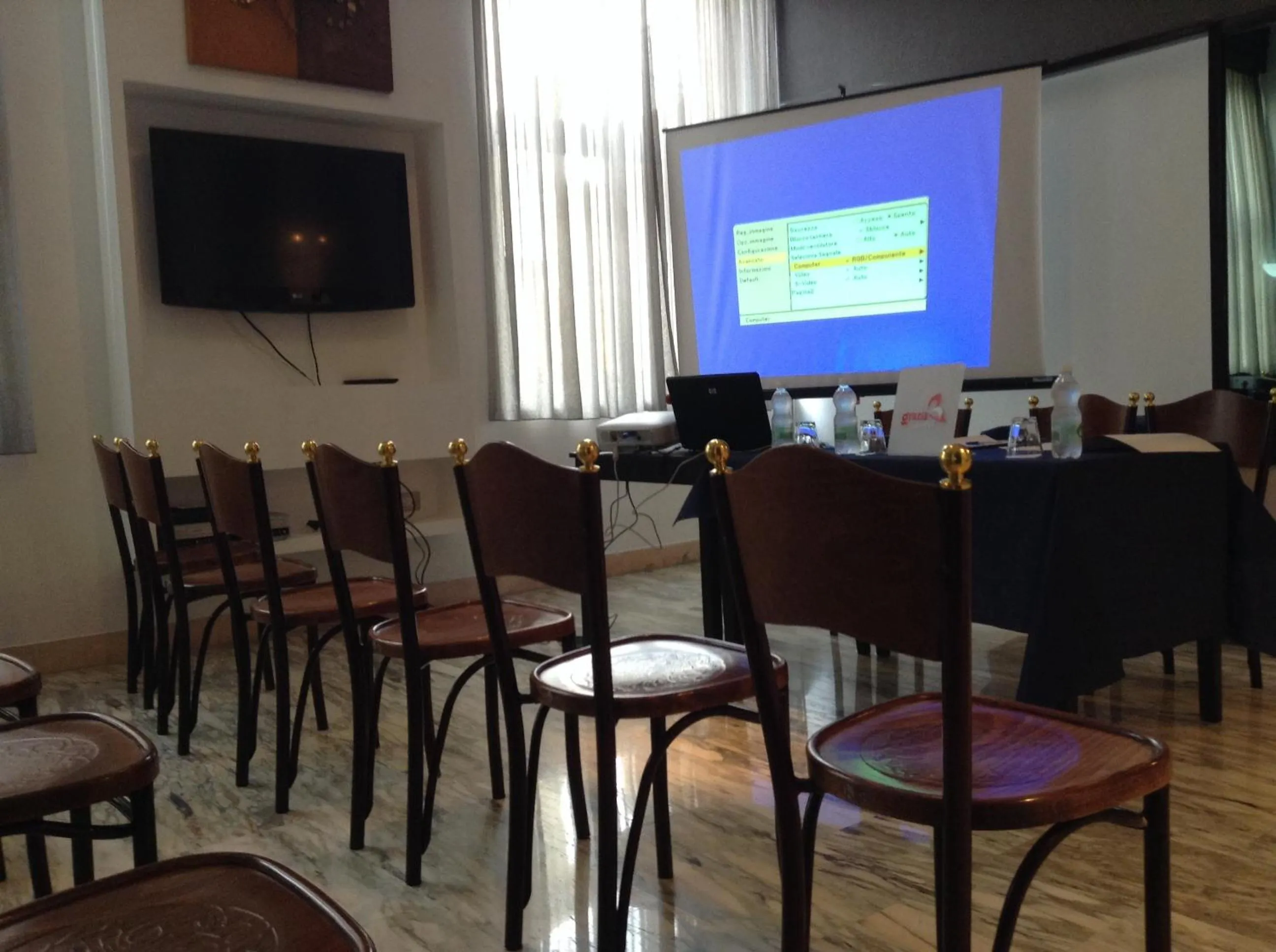 TV and multimedia in Hotel Grazia Eboli