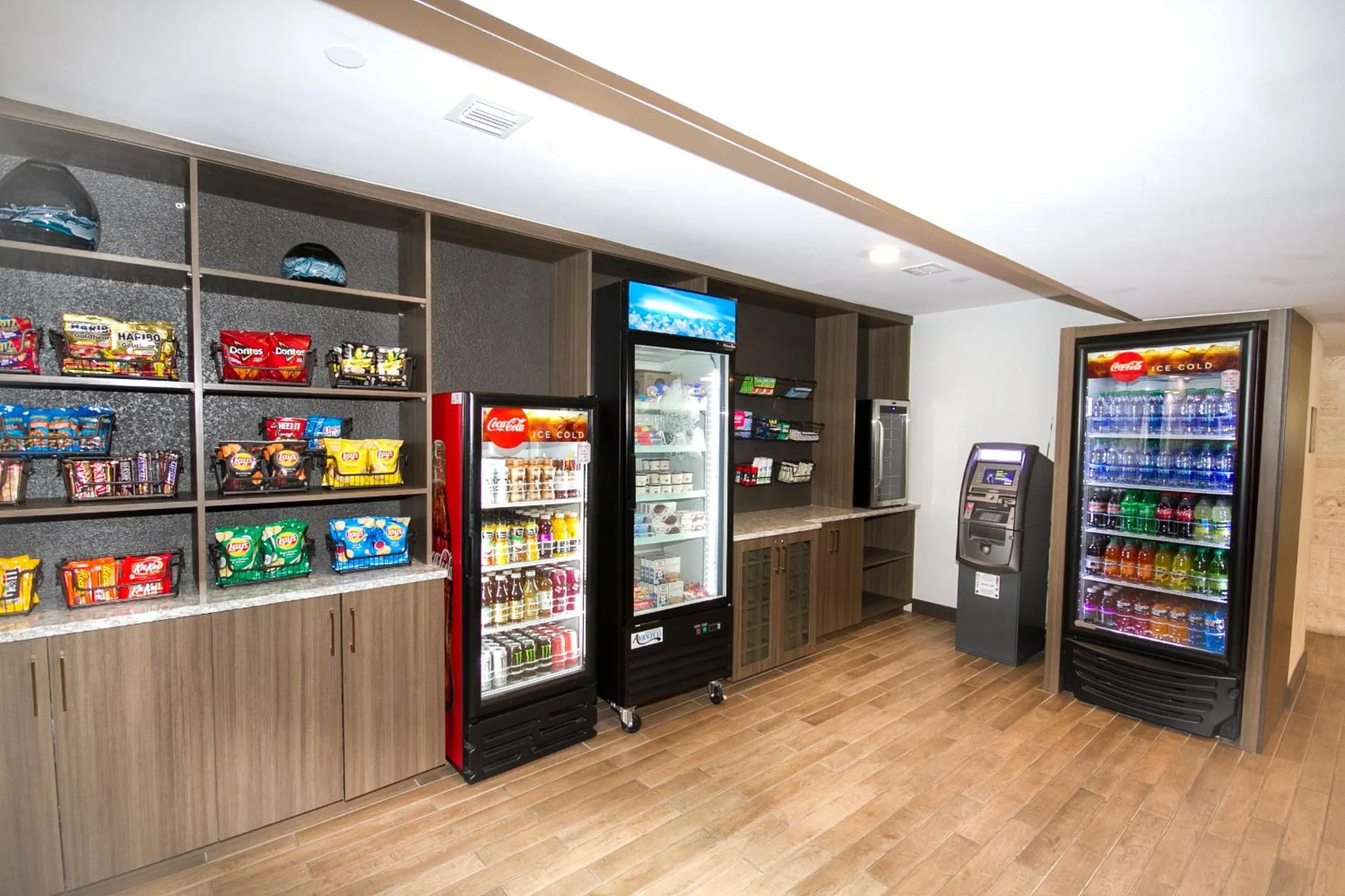 Property building in Comfort Inn & Suites Downtown Brickell-Port of Miami