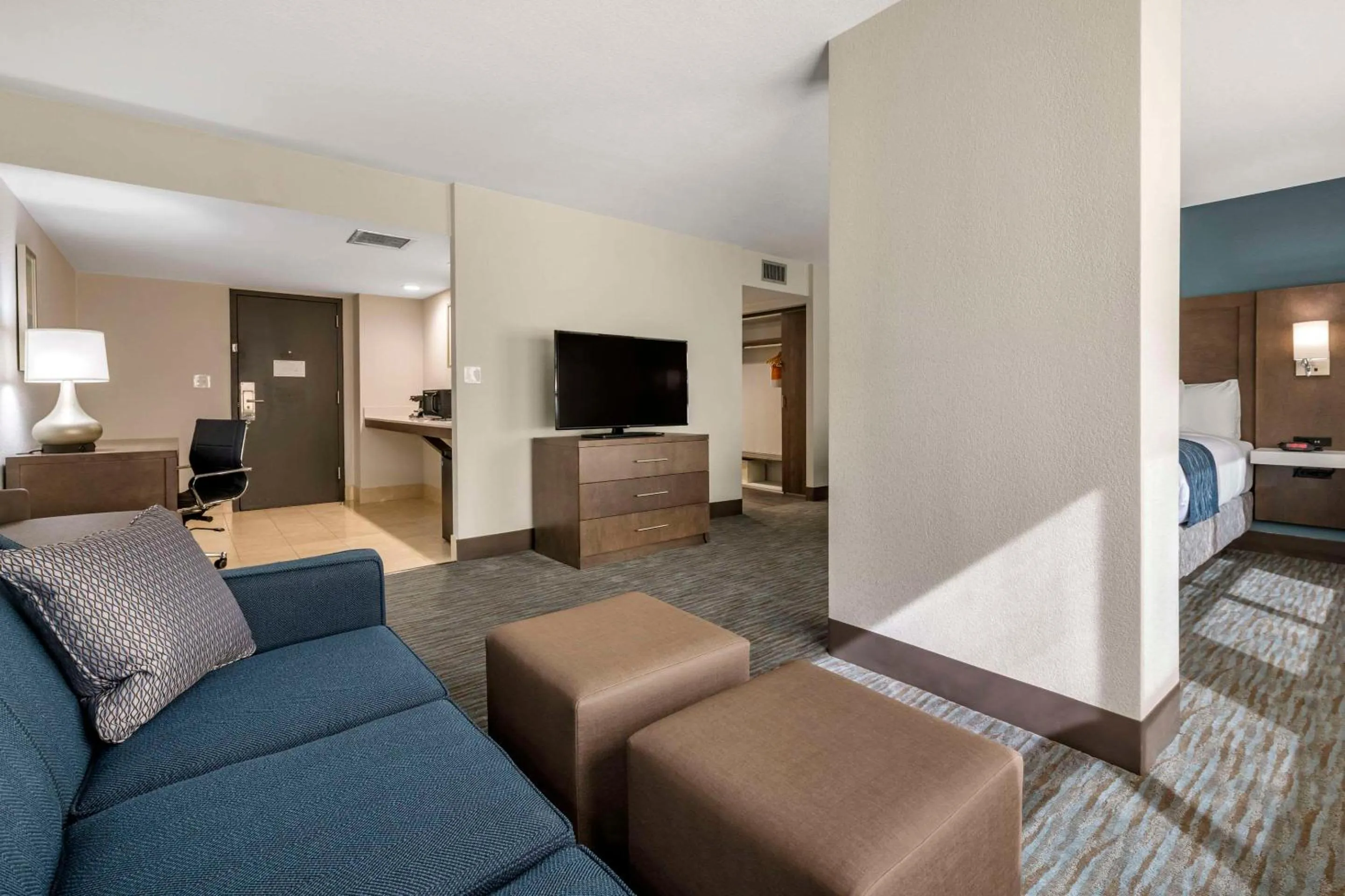 Bedroom in Comfort Inn & Suites Downtown Brickell-Port of Miami