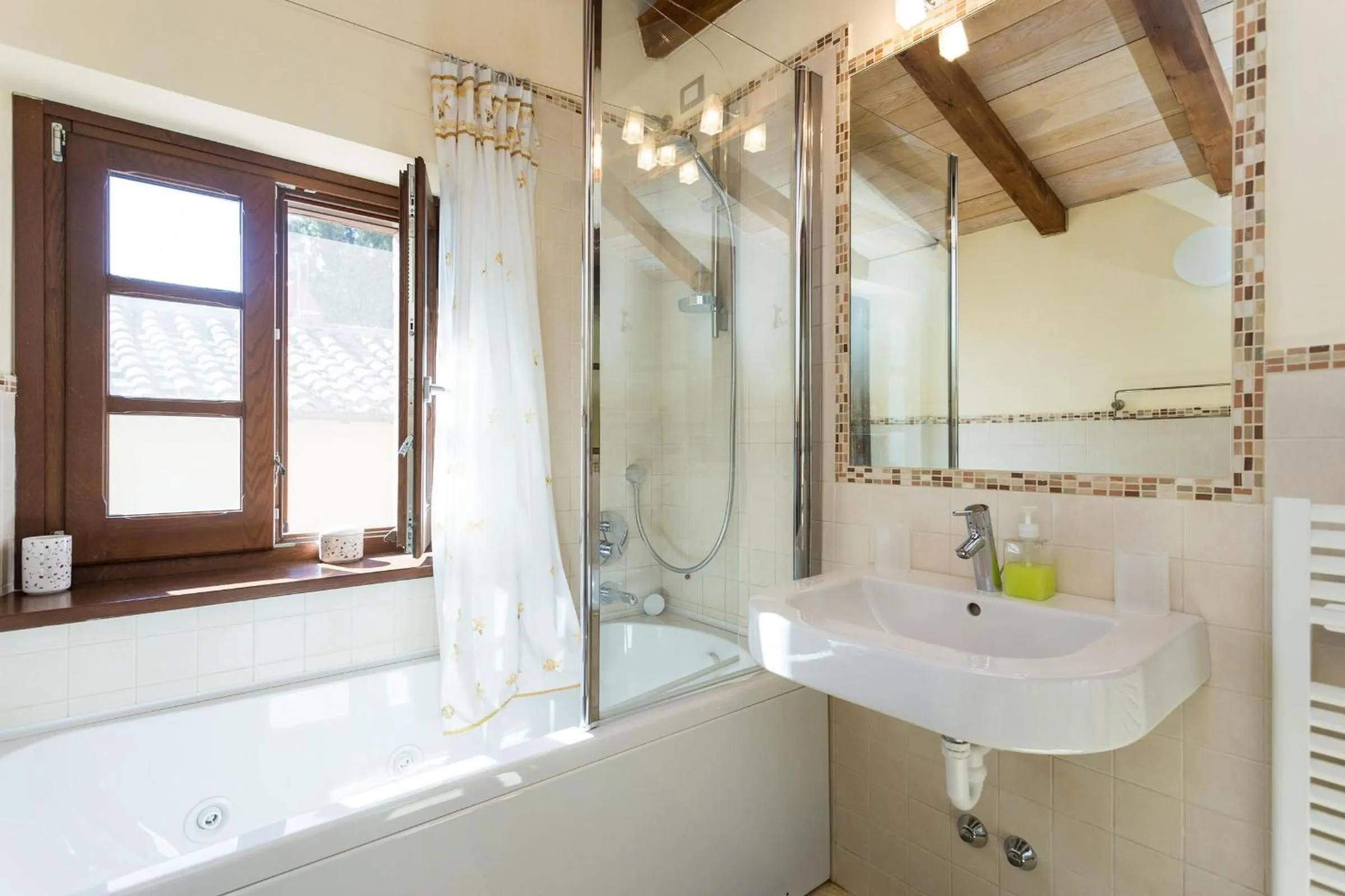 Bathroom in Antico Casale Tiravento