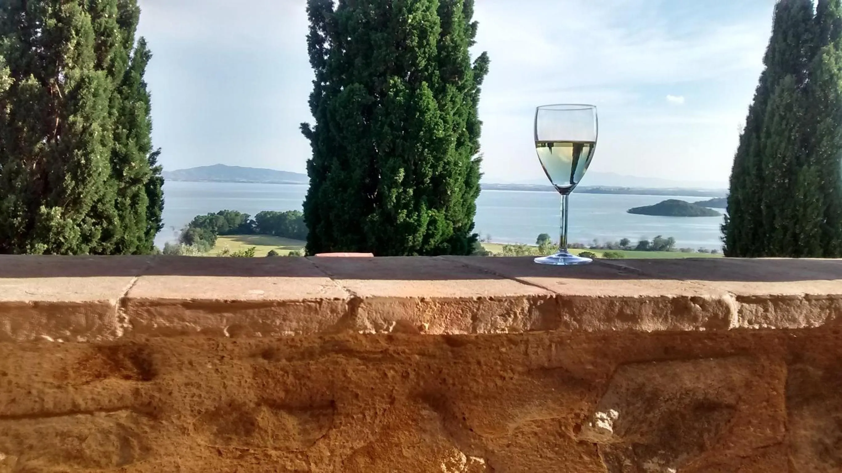 Lake view in Antico Casale Tiravento