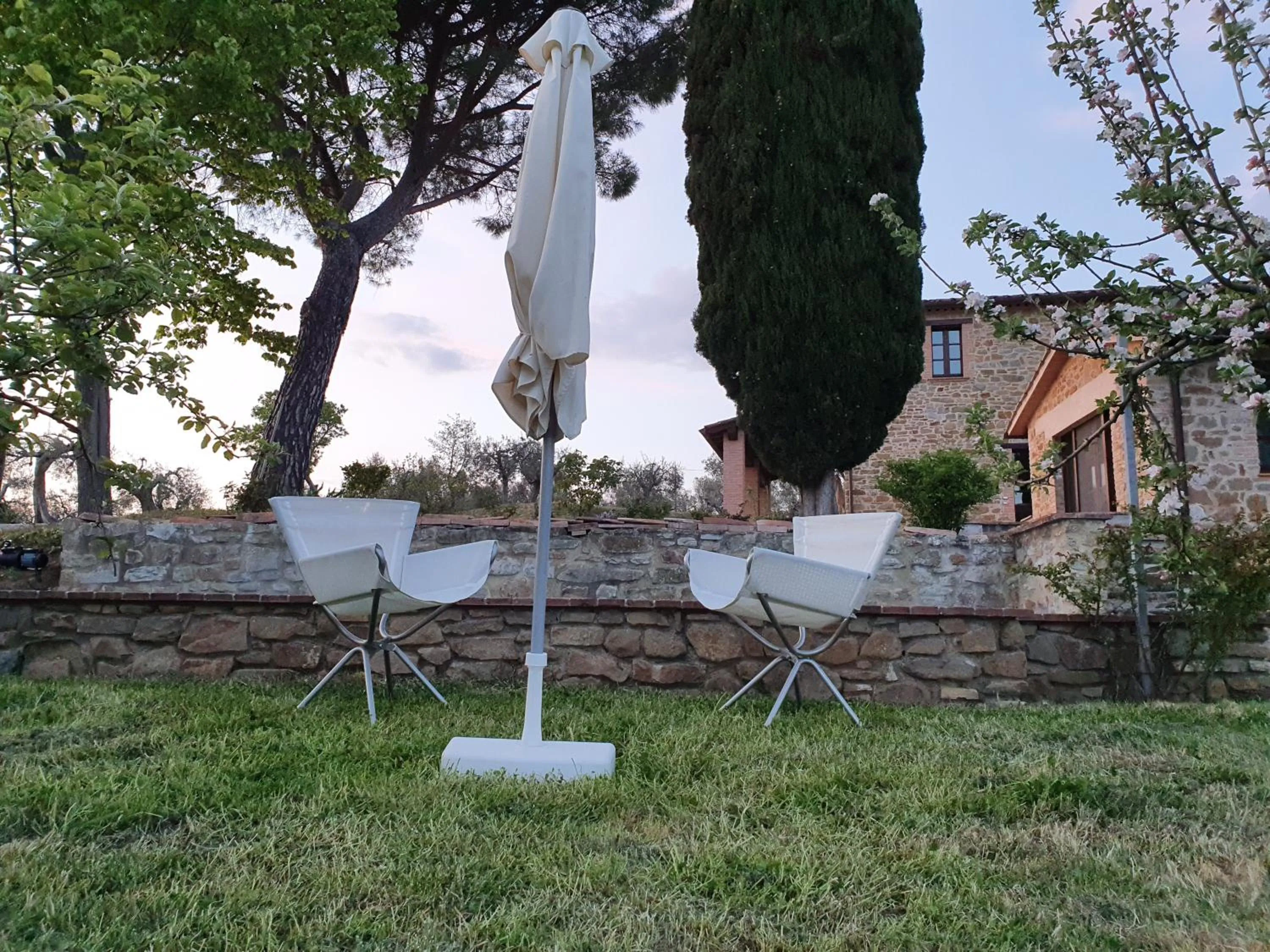 Garden in Antico Casale Tiravento