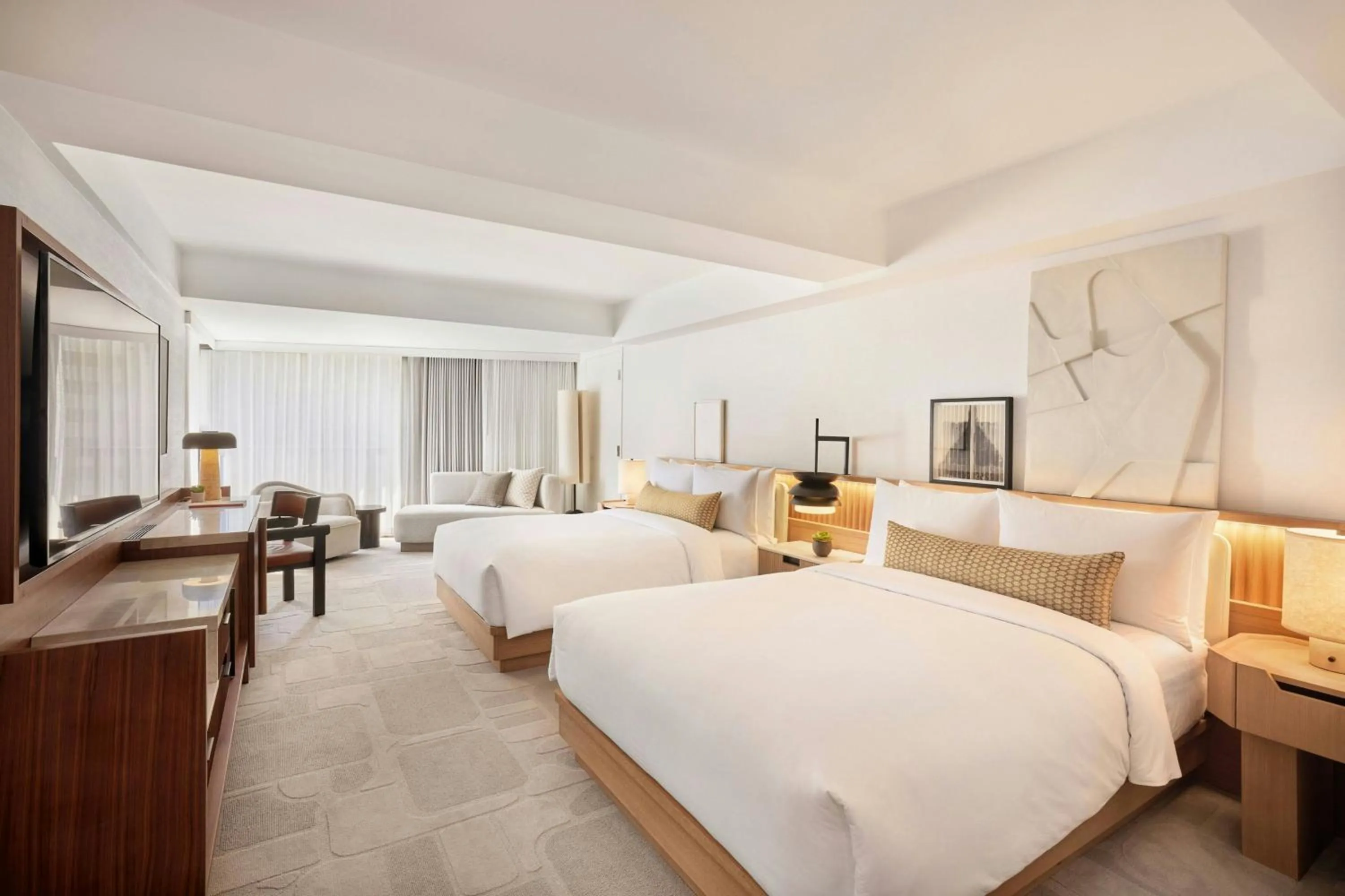 Photo of the whole room, Bed in Le Meridien San Francisco