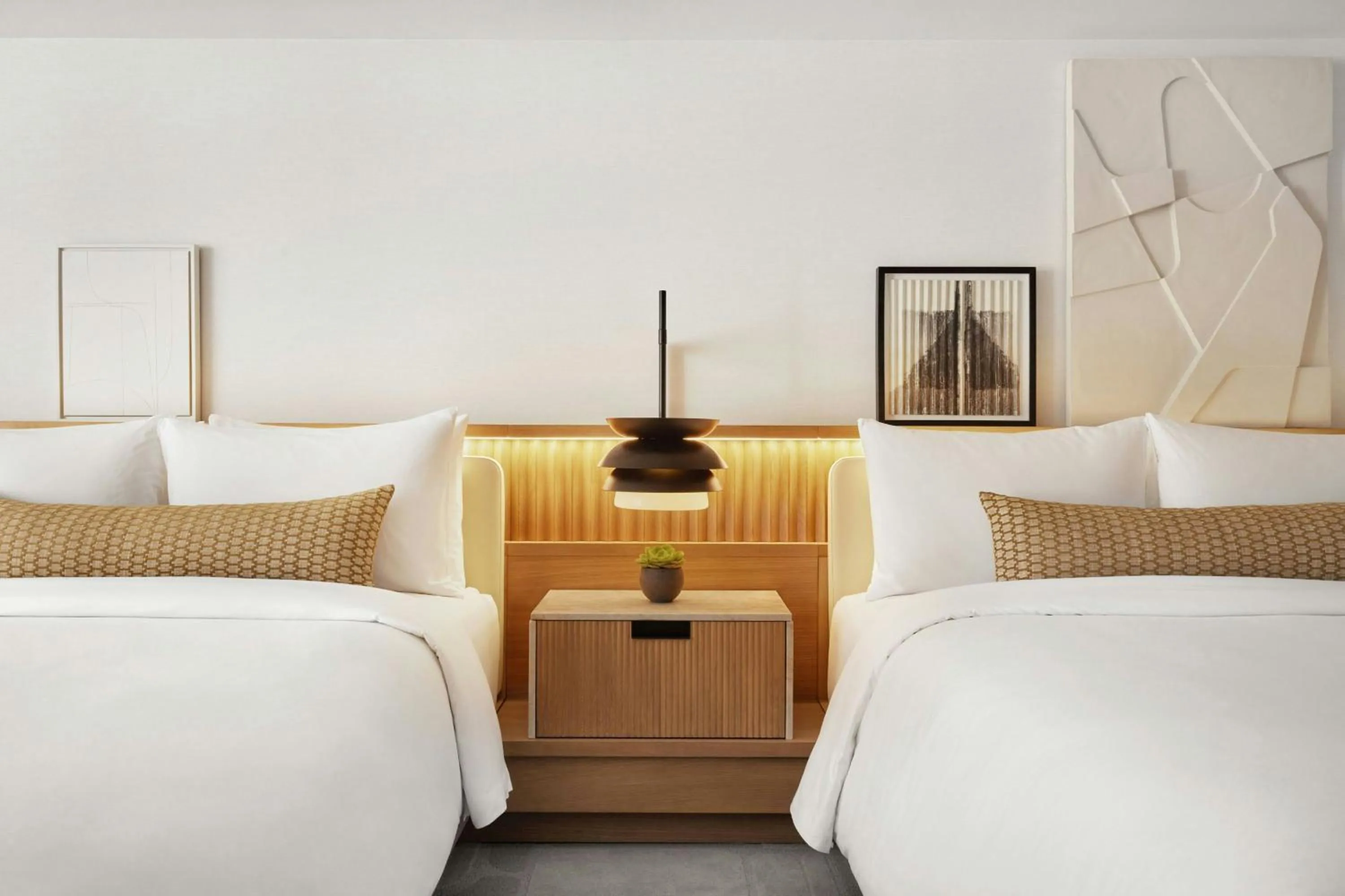 Photo of the whole room, Bed in Le Meridien San Francisco