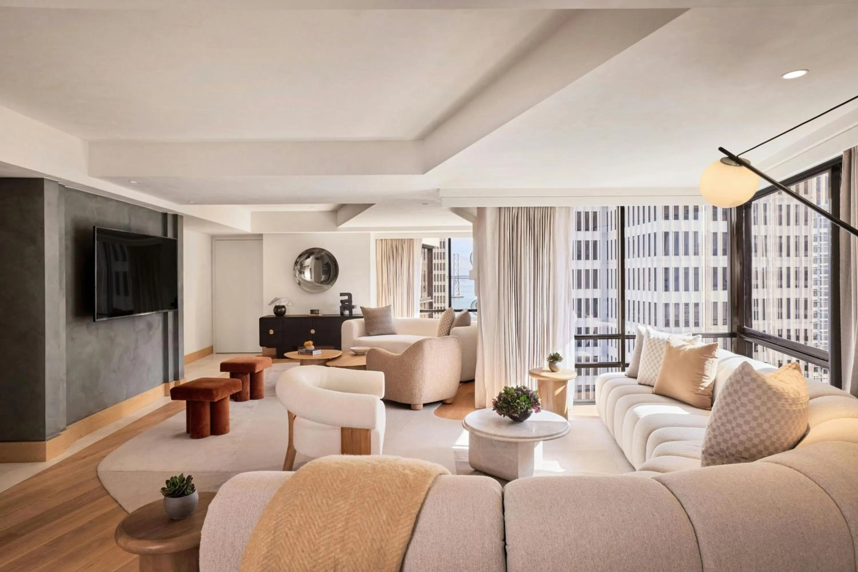 Living room in Le Meridien San Francisco