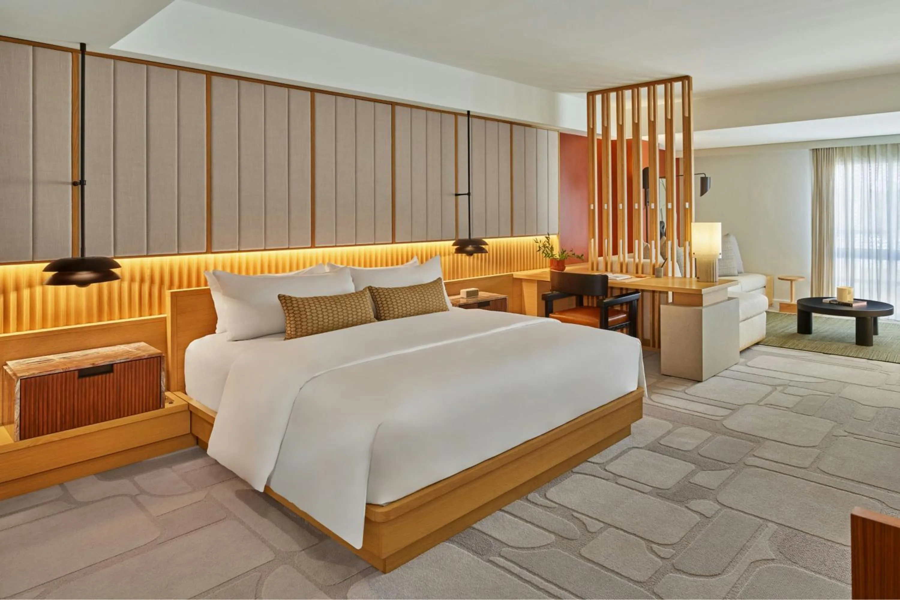 Photo of the whole room, Bed in Le Meridien San Francisco